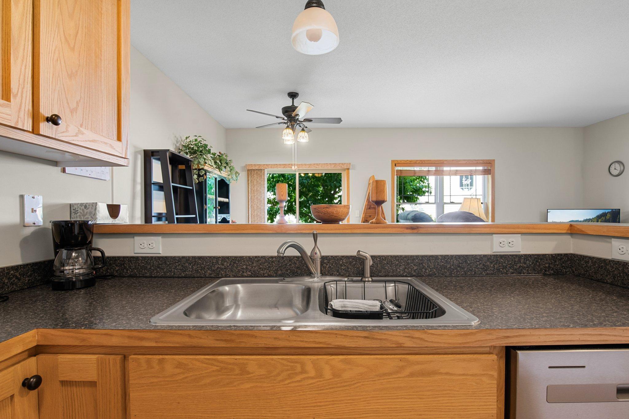 737 Park Brook Road NW