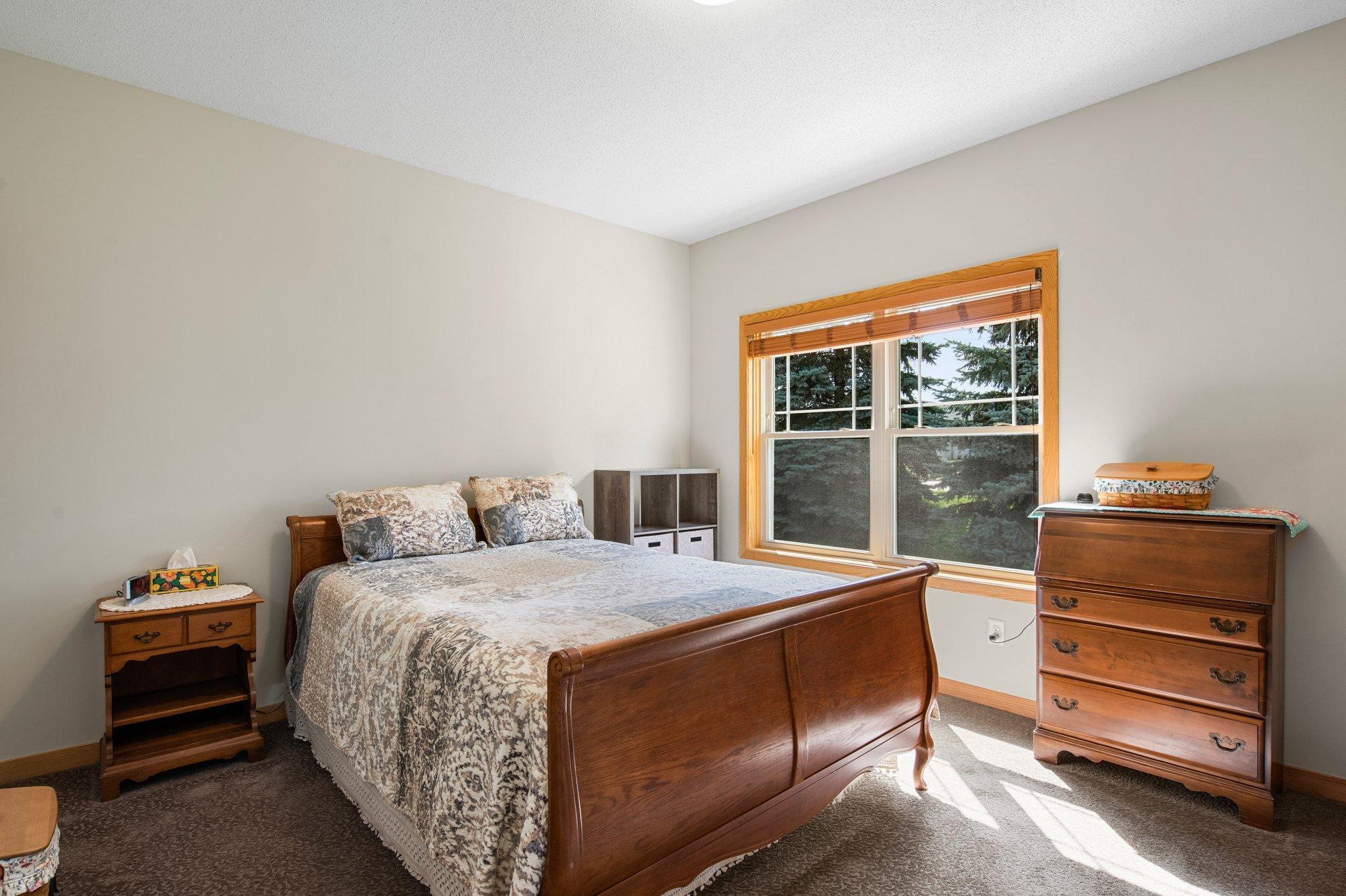 737 Park Brook Road NW