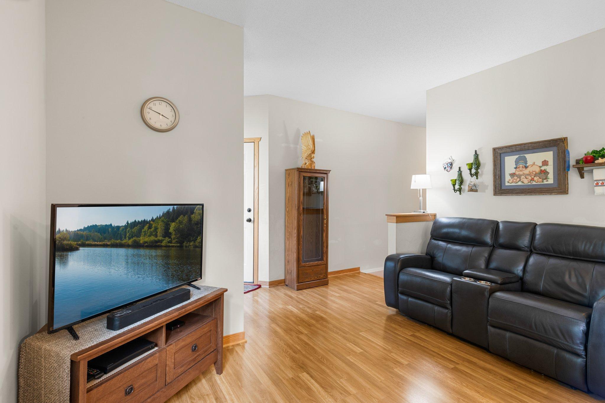 737 Park Brook Road NW