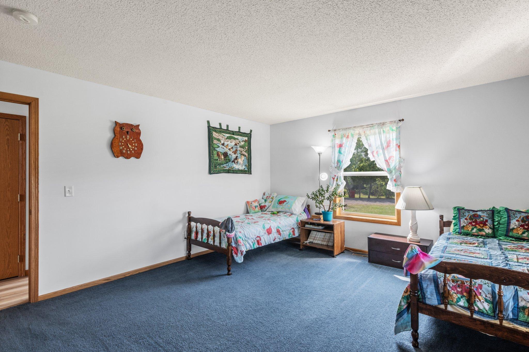 339 522nd Street W