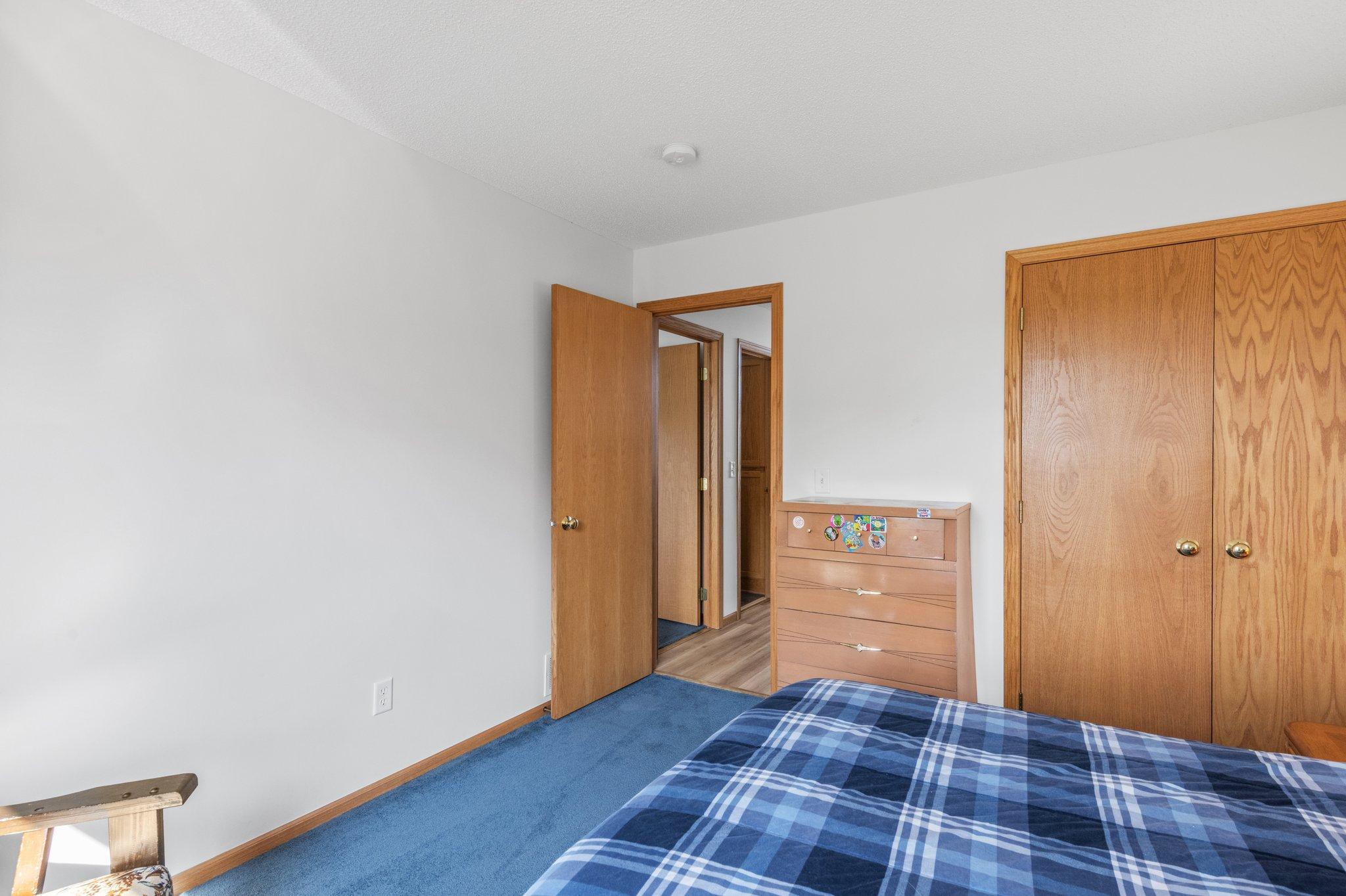 339 522nd Street W