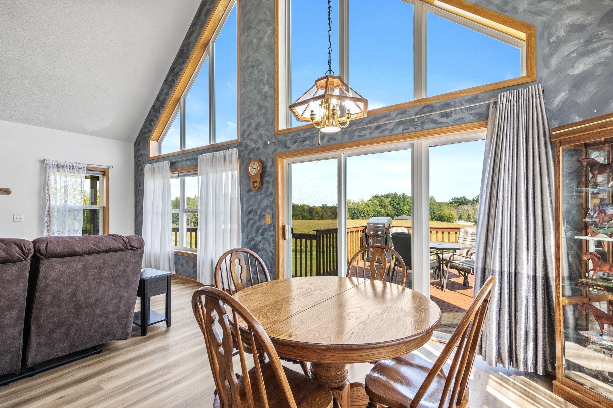 339 522nd Street W