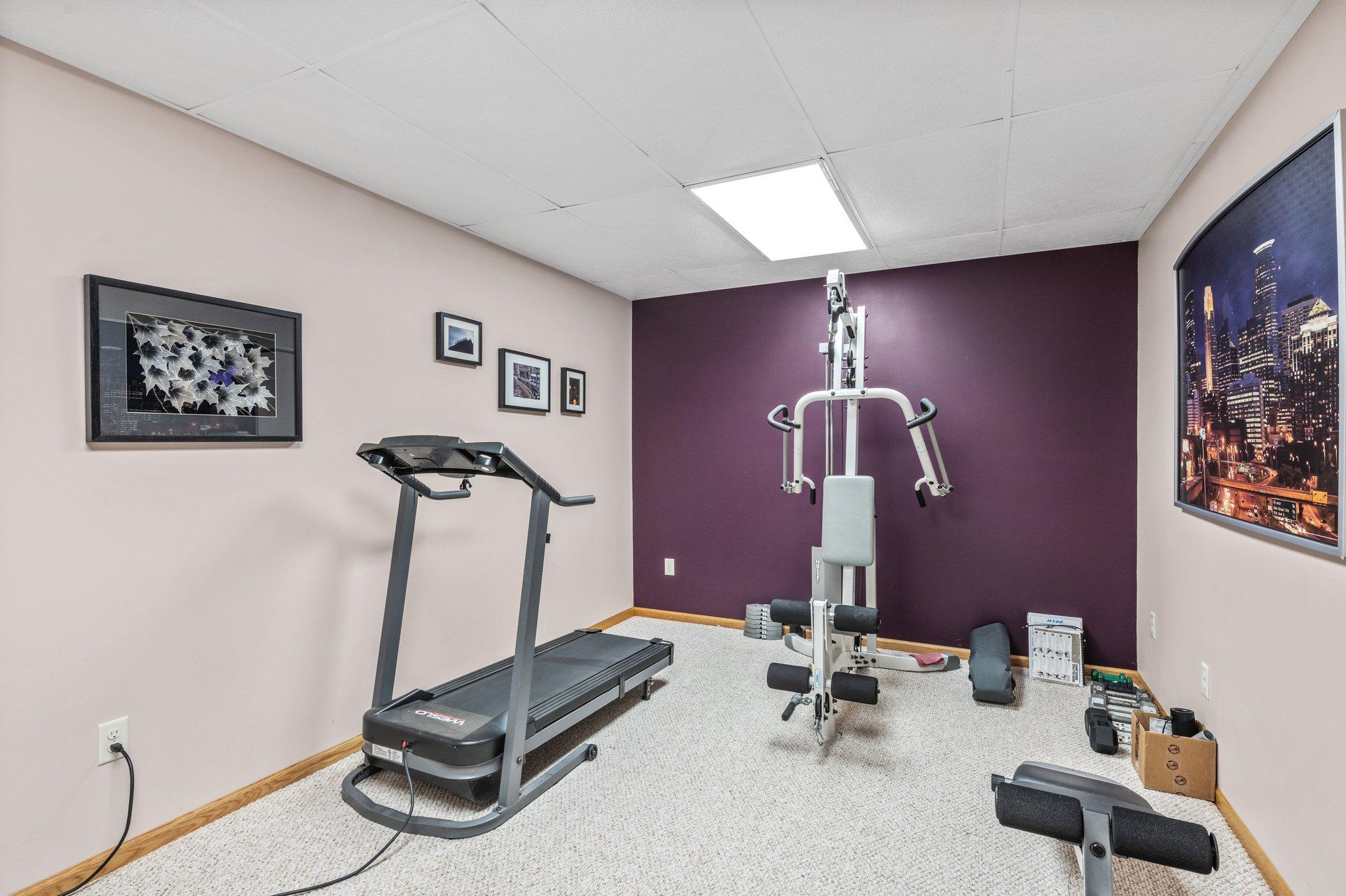 339 522nd Street W