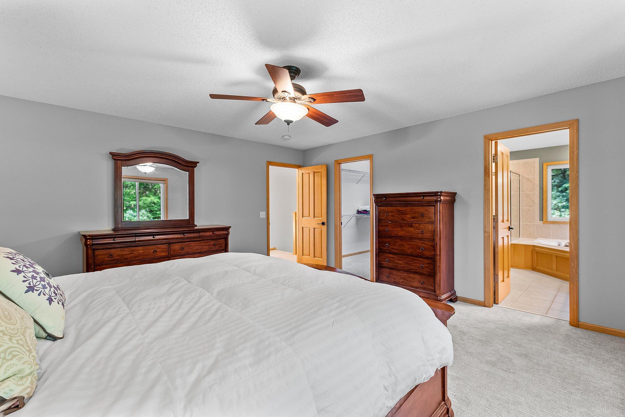 17545 Butternut Street NW