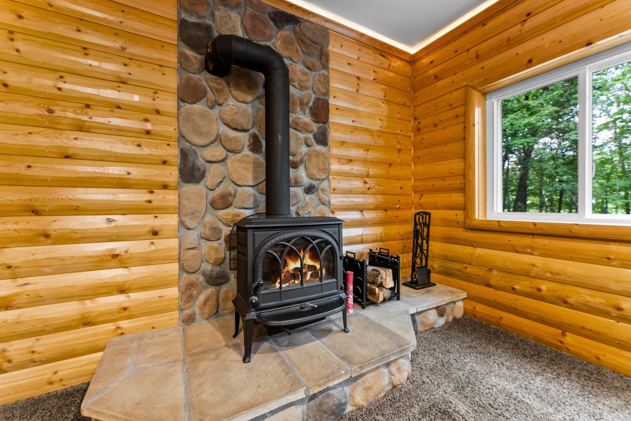 17545 Butternut Street NW