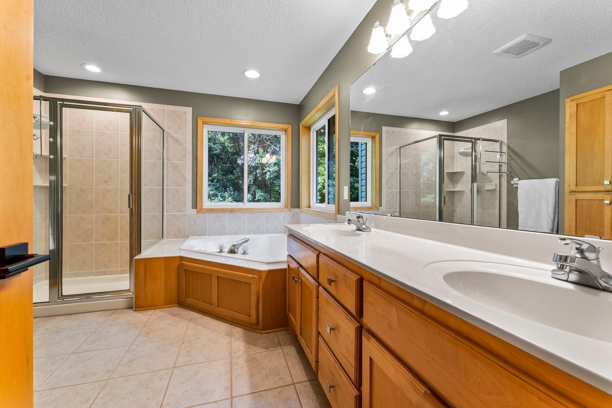 17545 Butternut Street NW