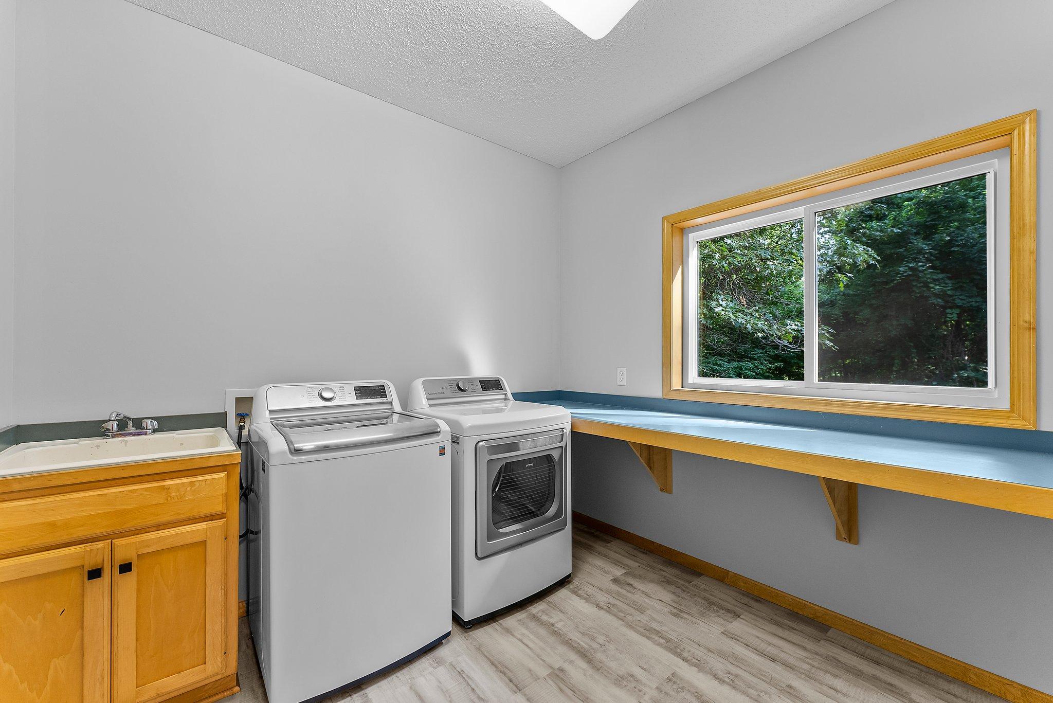 17545 Butternut Street NW