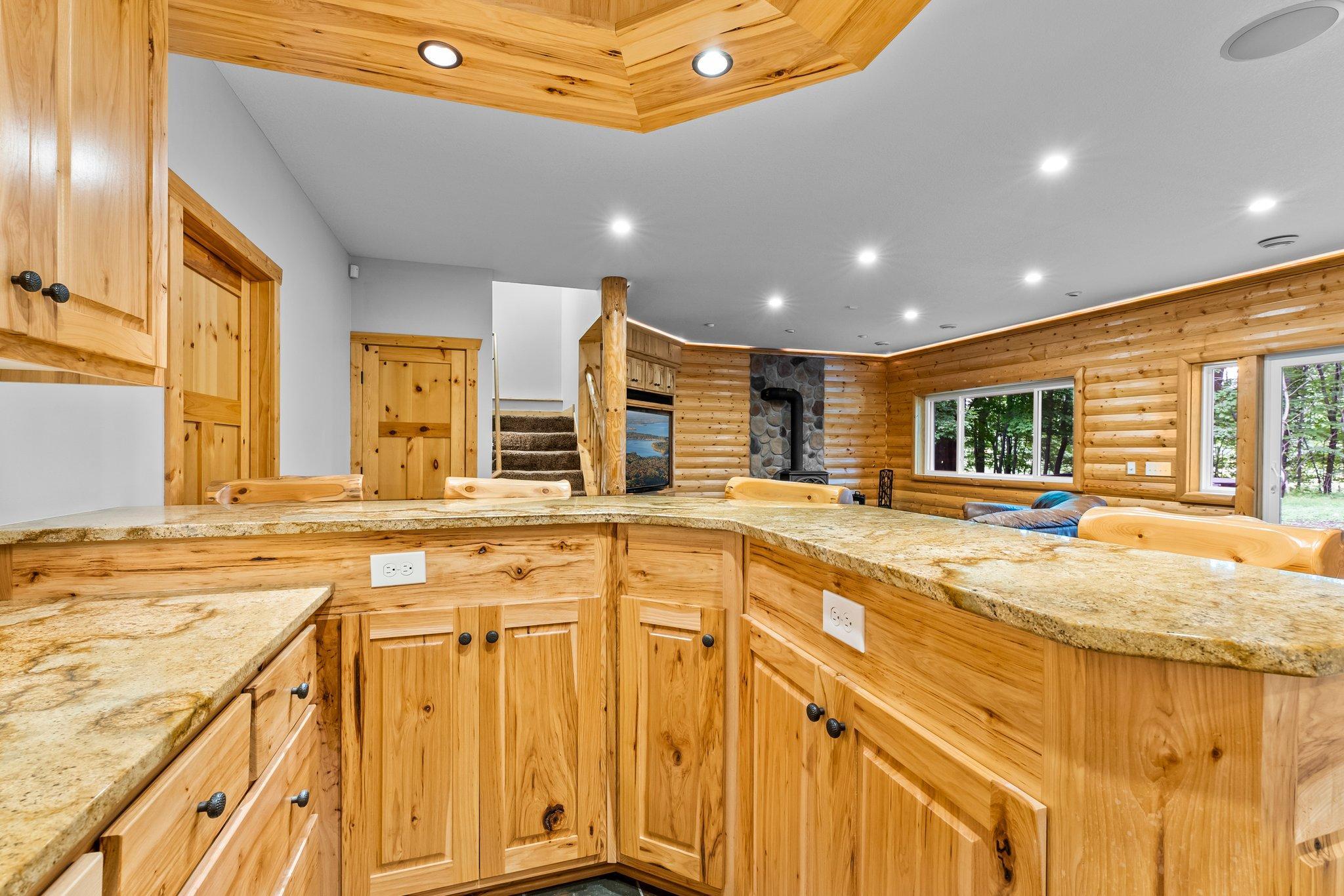 17545 Butternut Street NW