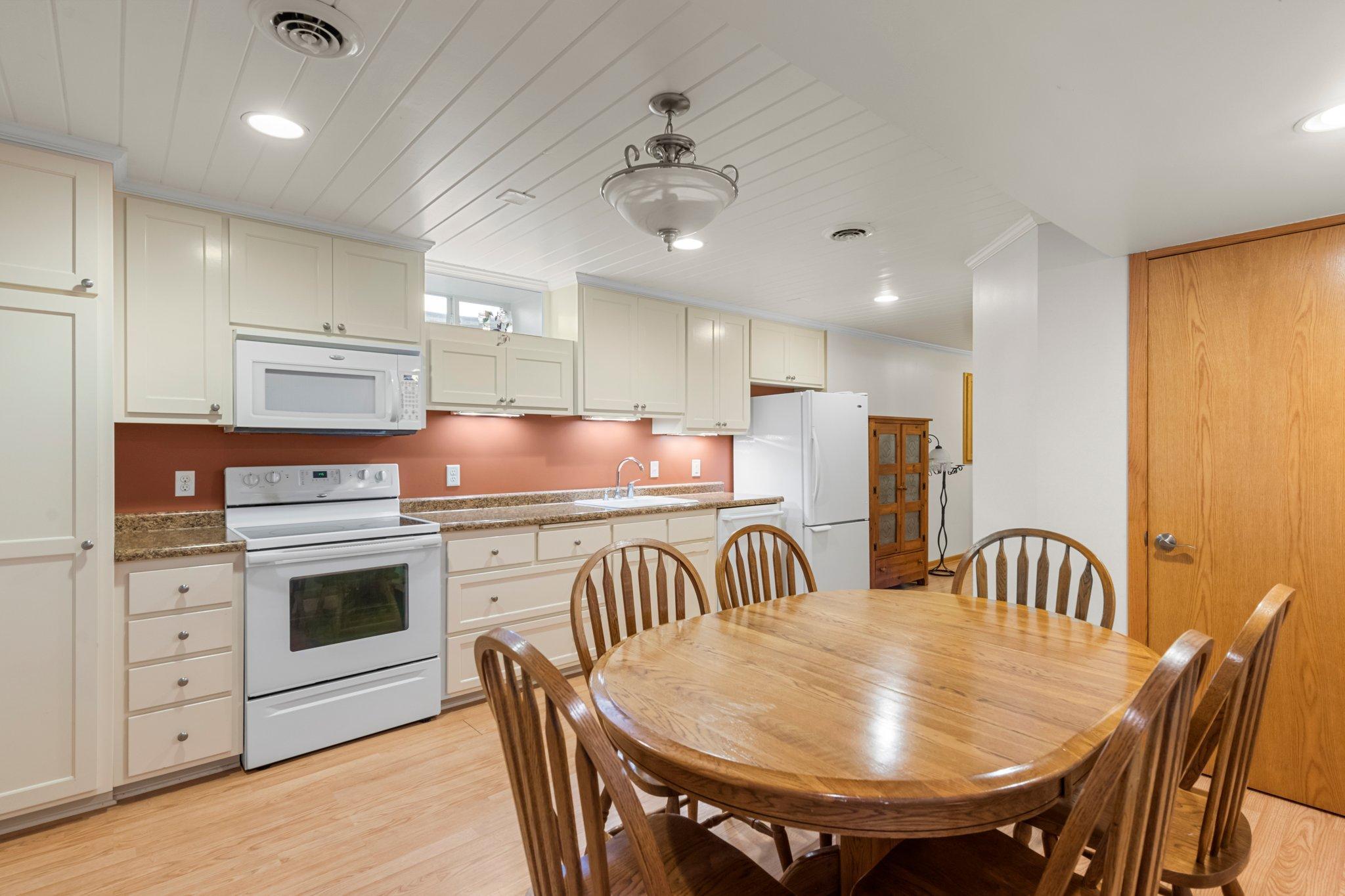 50405 Arbor Avenue W