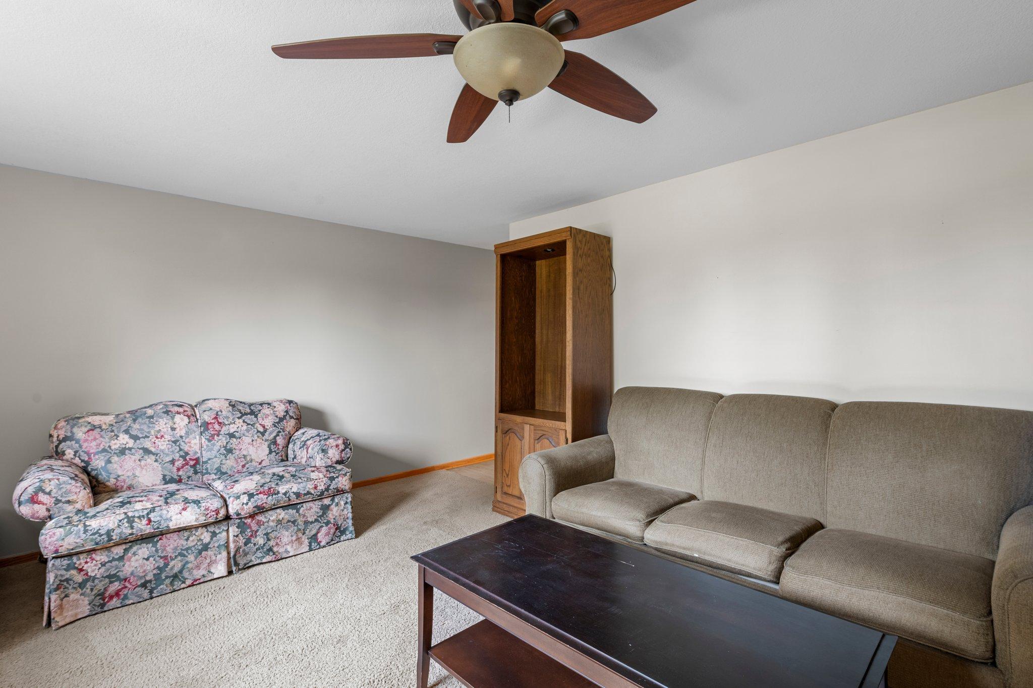 50405 Arbor Avenue W