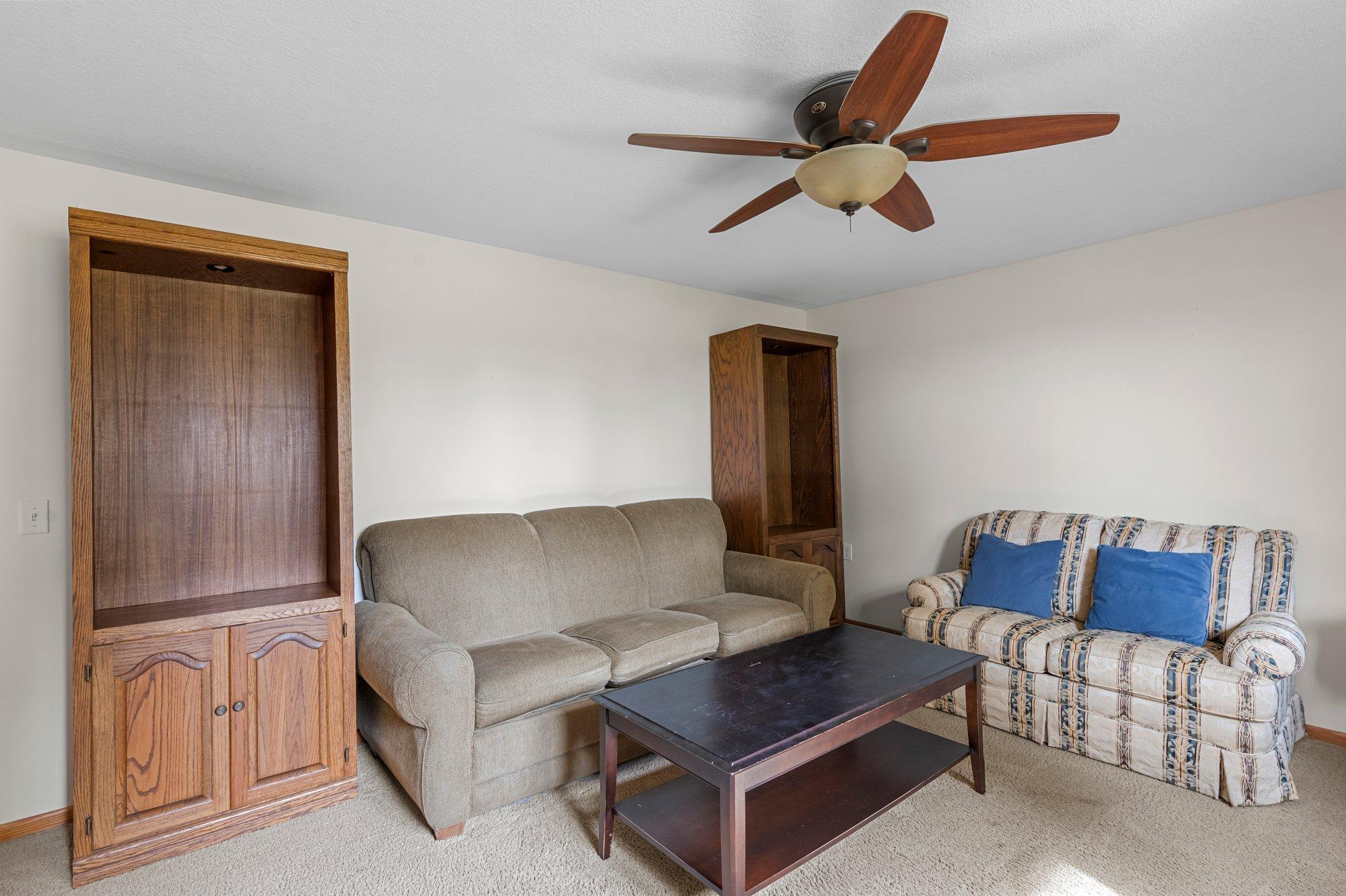 50405 Arbor Avenue W