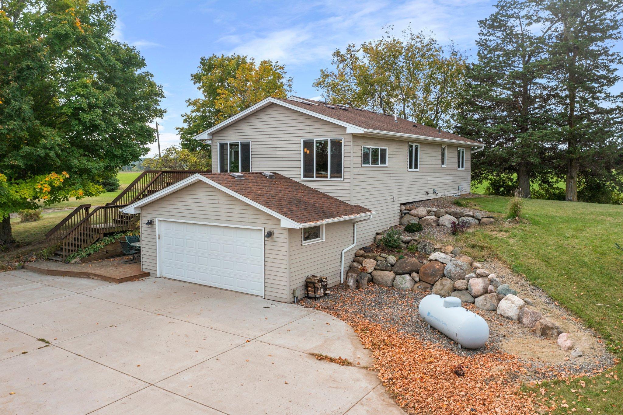 50405 Arbor Avenue W