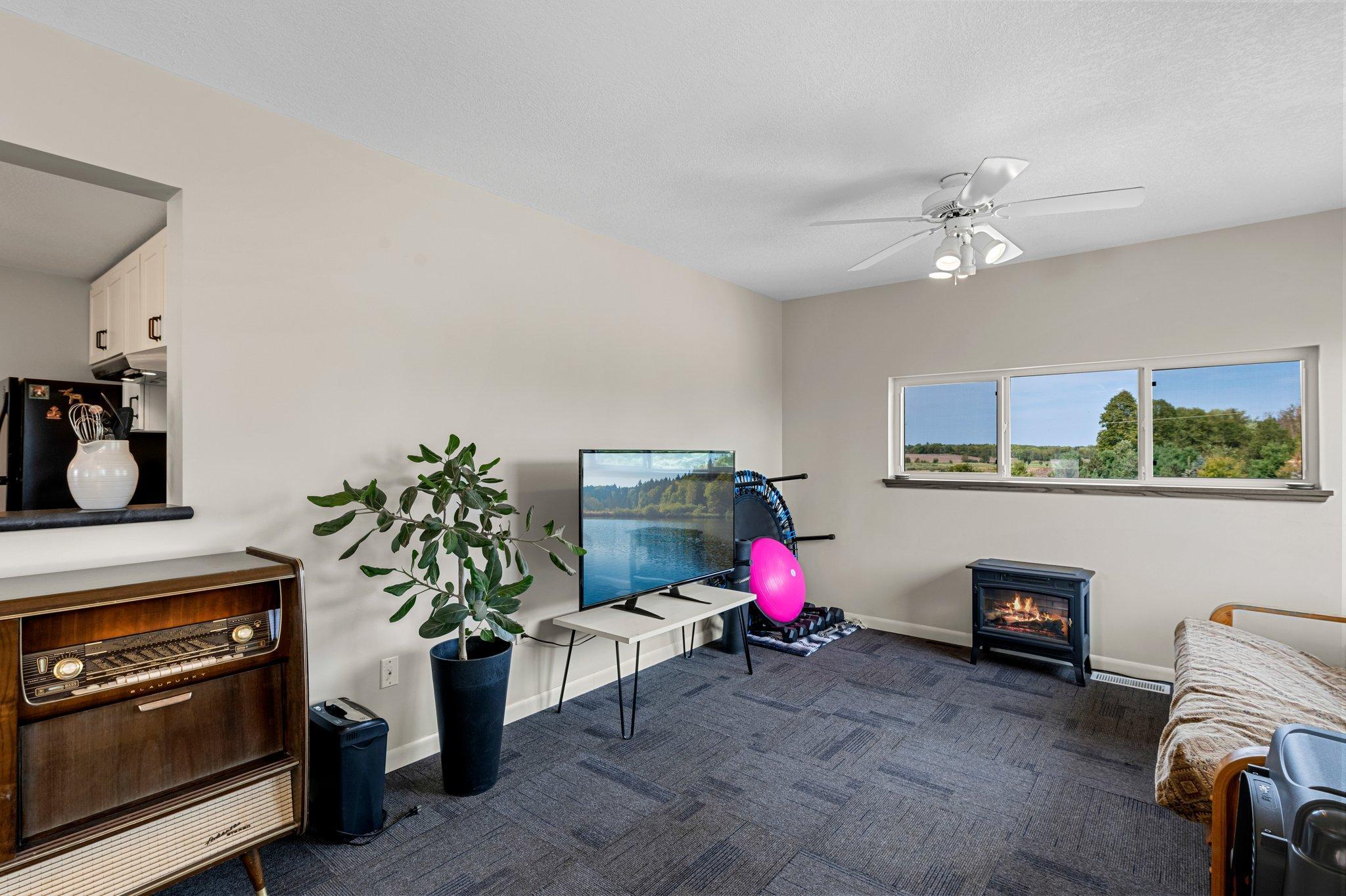 50405 Arbor Avenue W