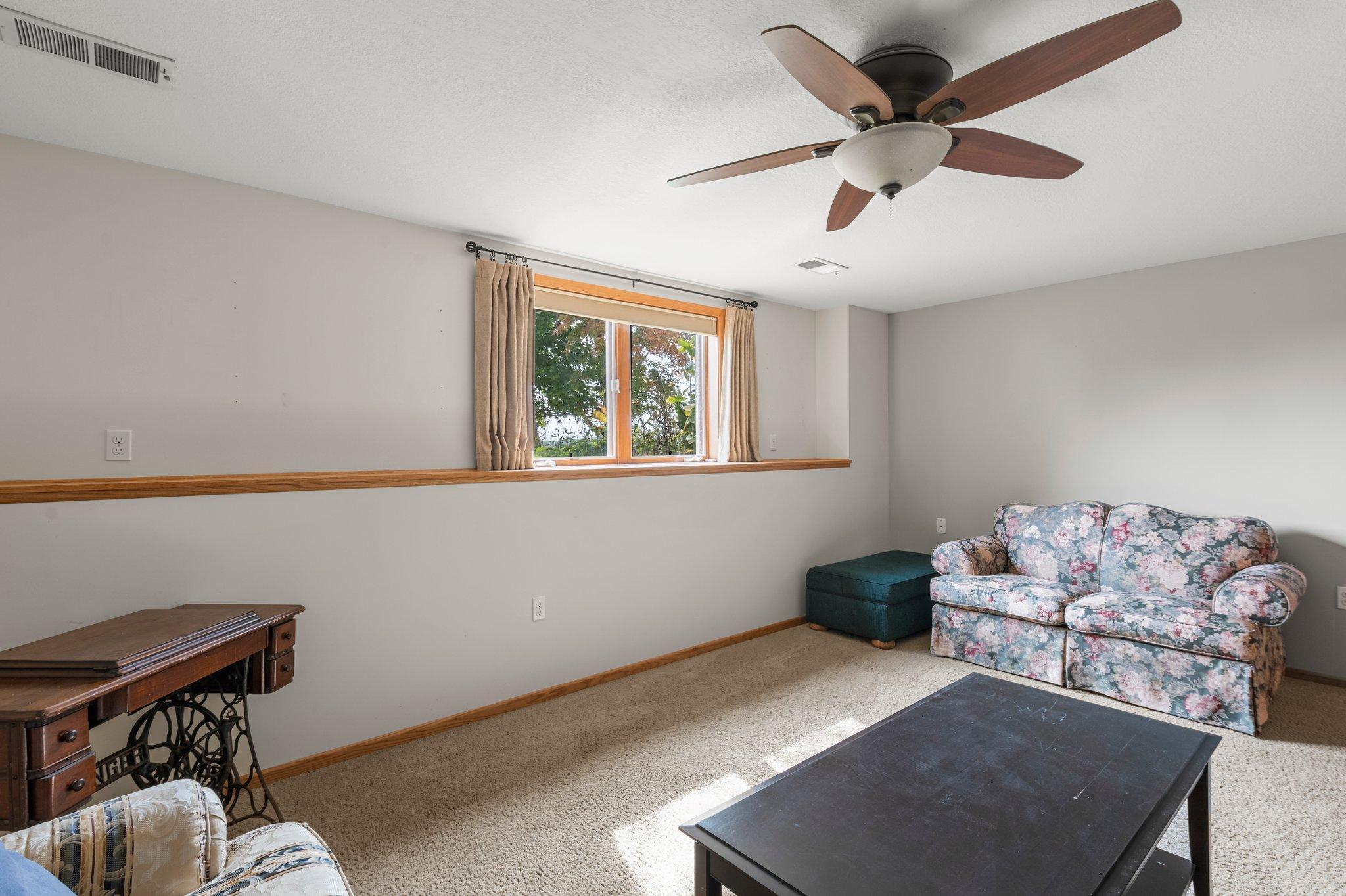 50405 Arbor Avenue W