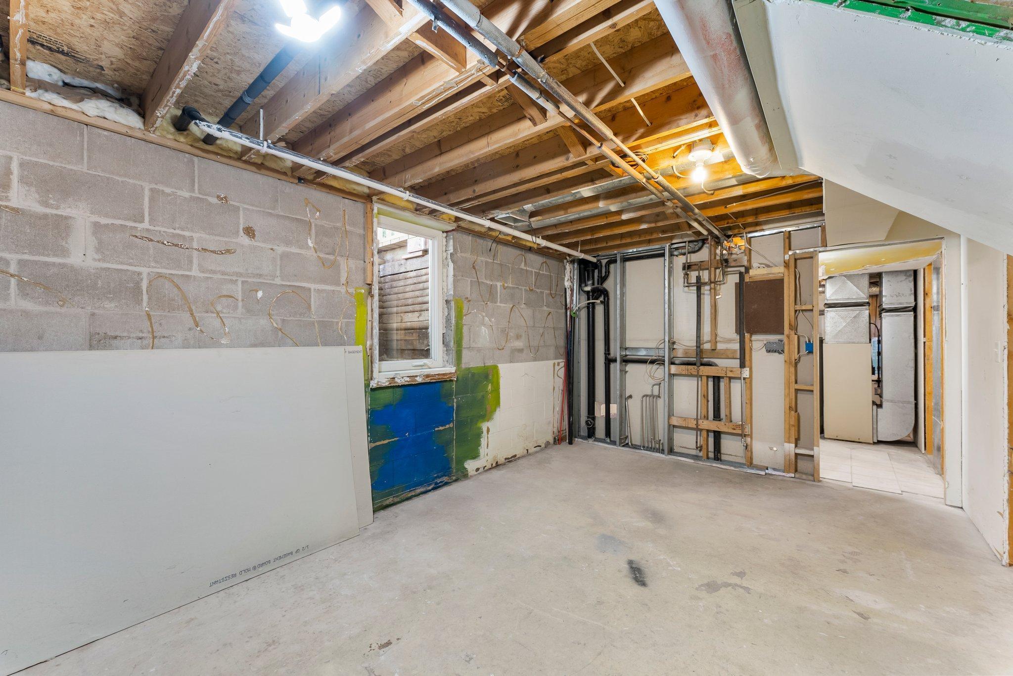 1320 Carriage Hills Drive S