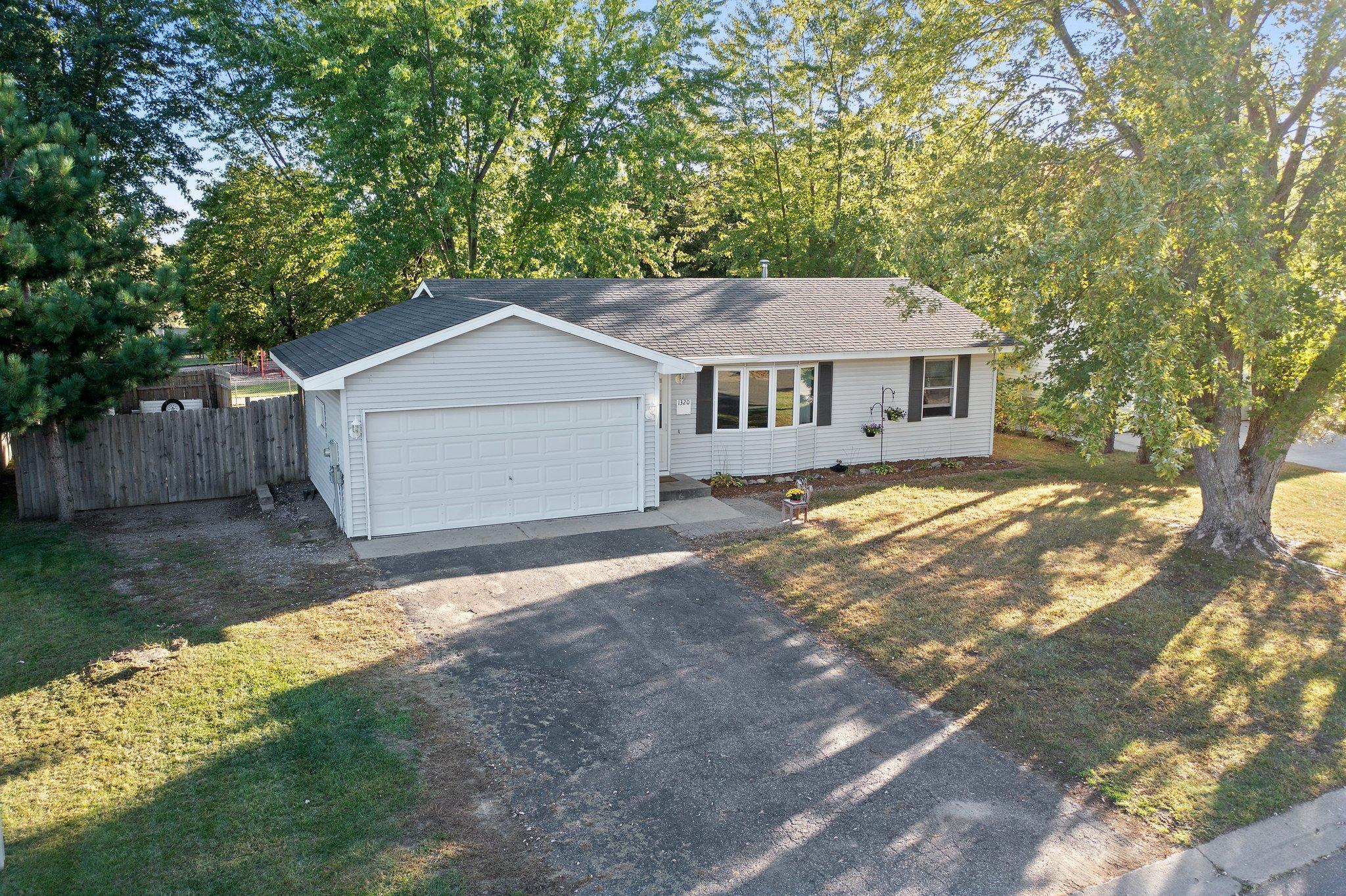 1320 Carriage Hills Drive S