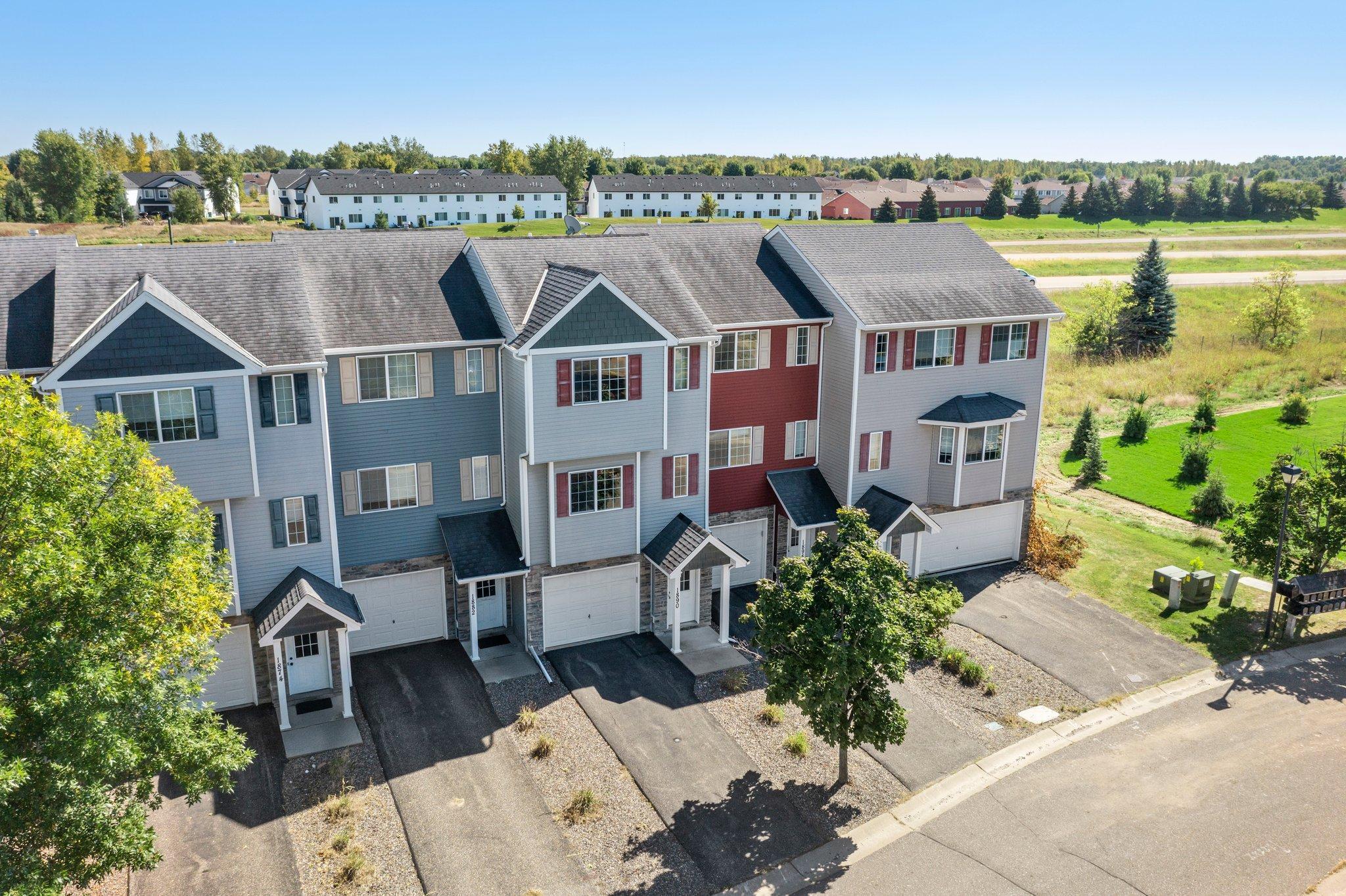 1890 Buchanan Street SE