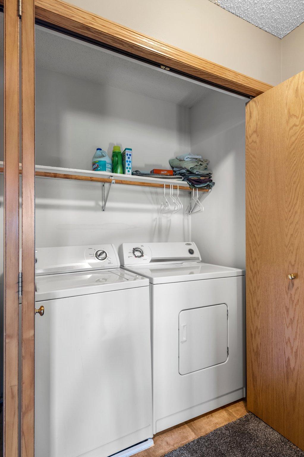 1890 Buchanan Street SE