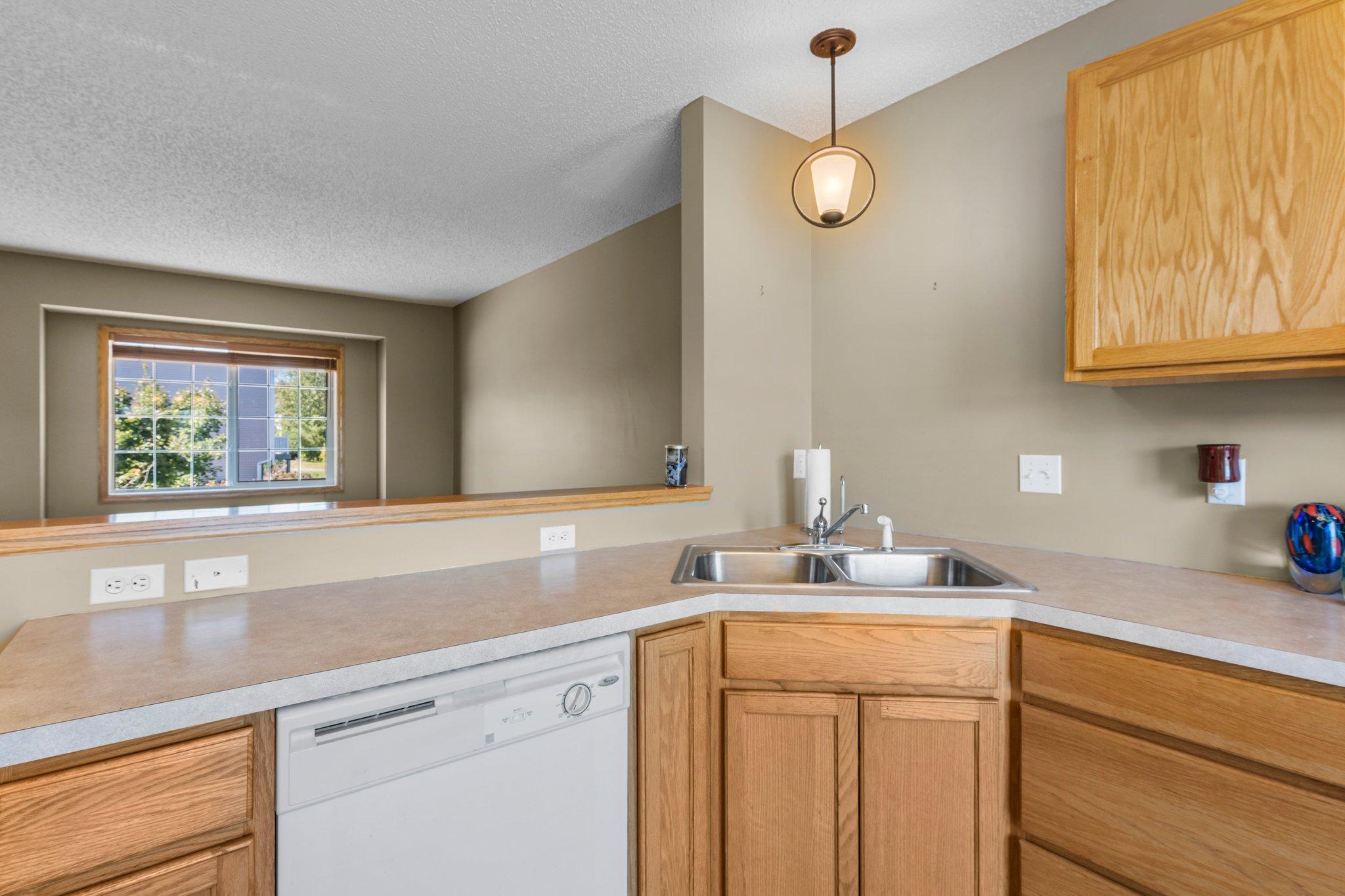 1890 Buchanan Street SE