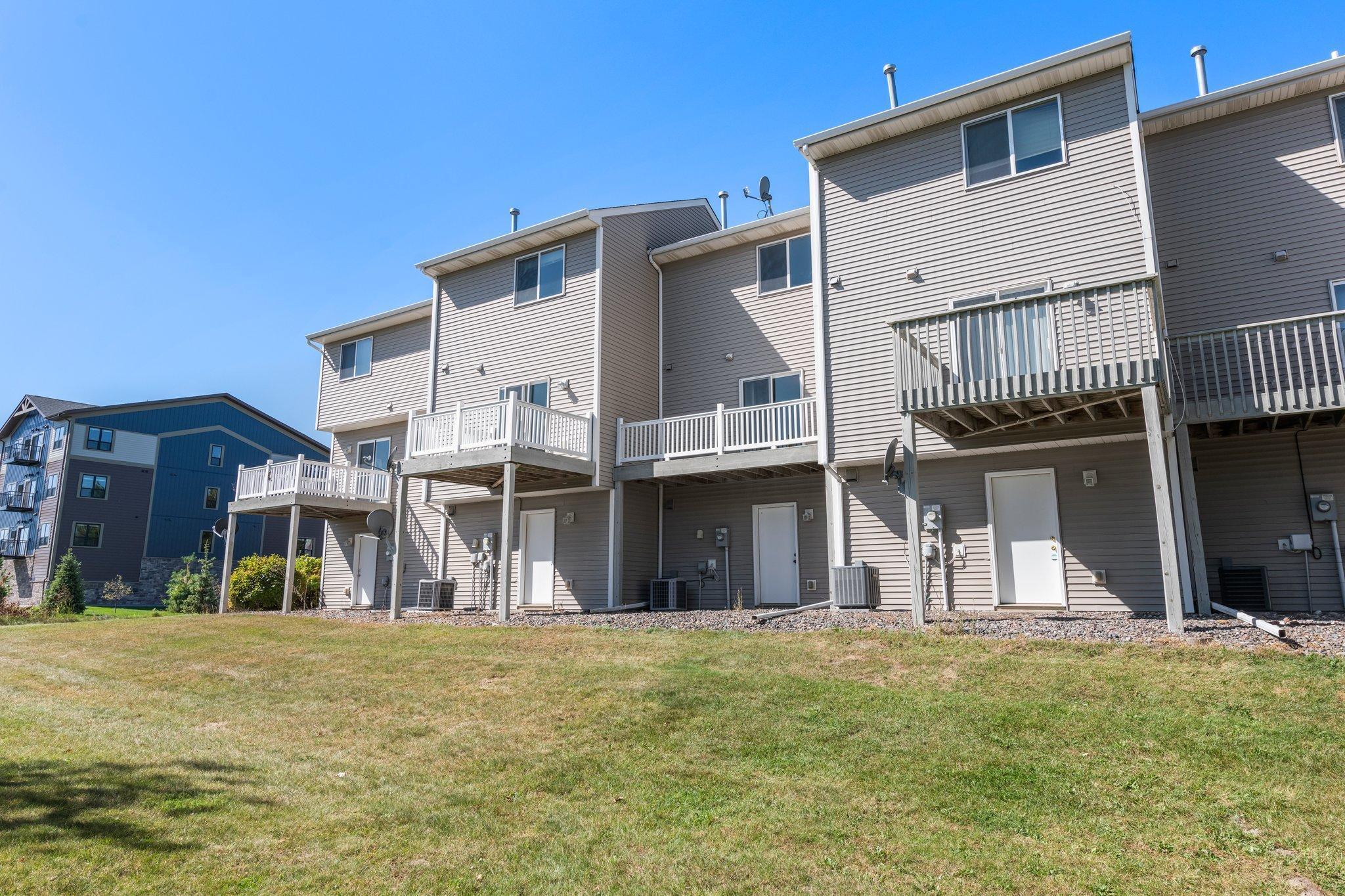 1890 Buchanan Street SE