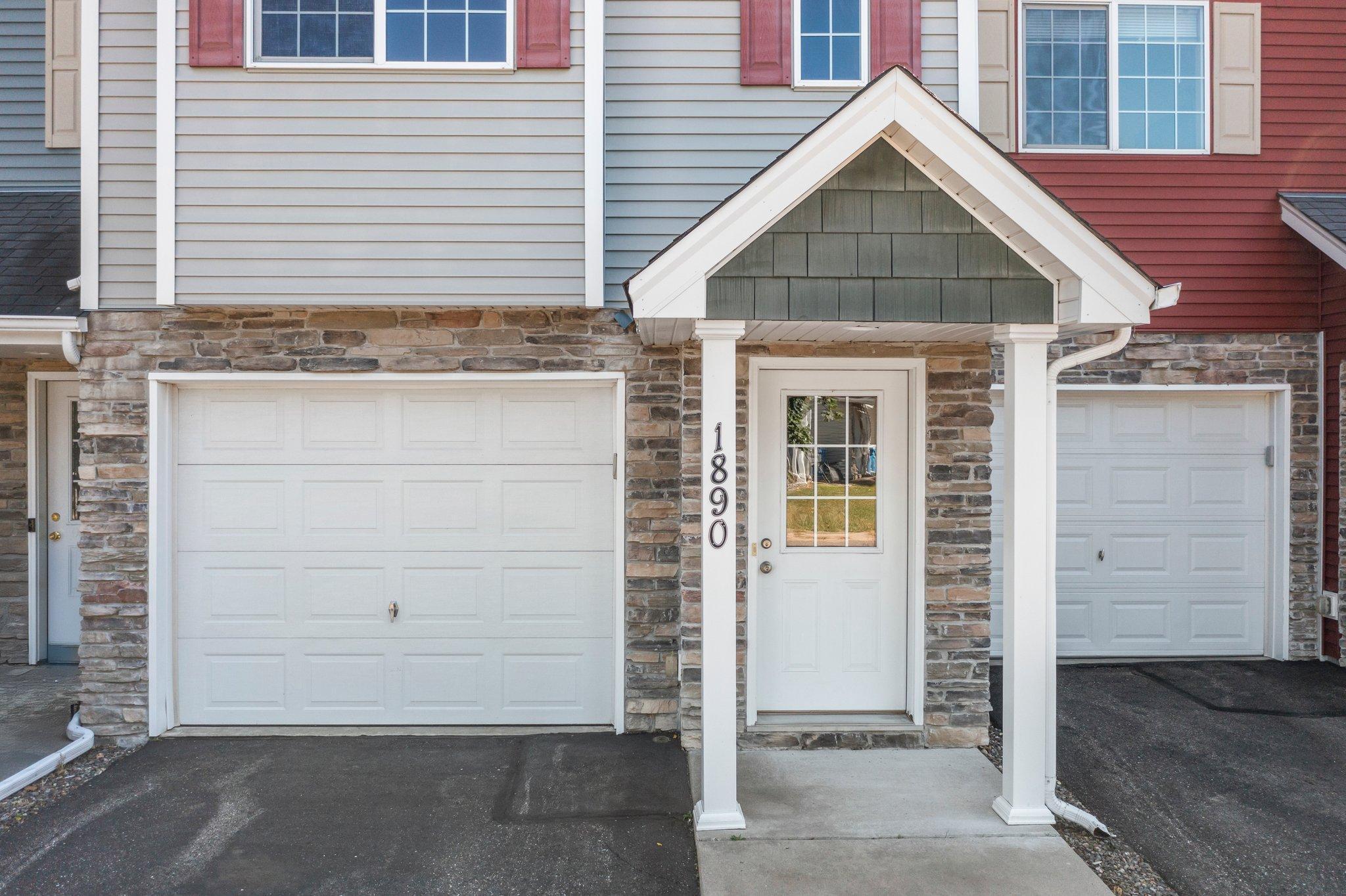 1890 Buchanan Street SE