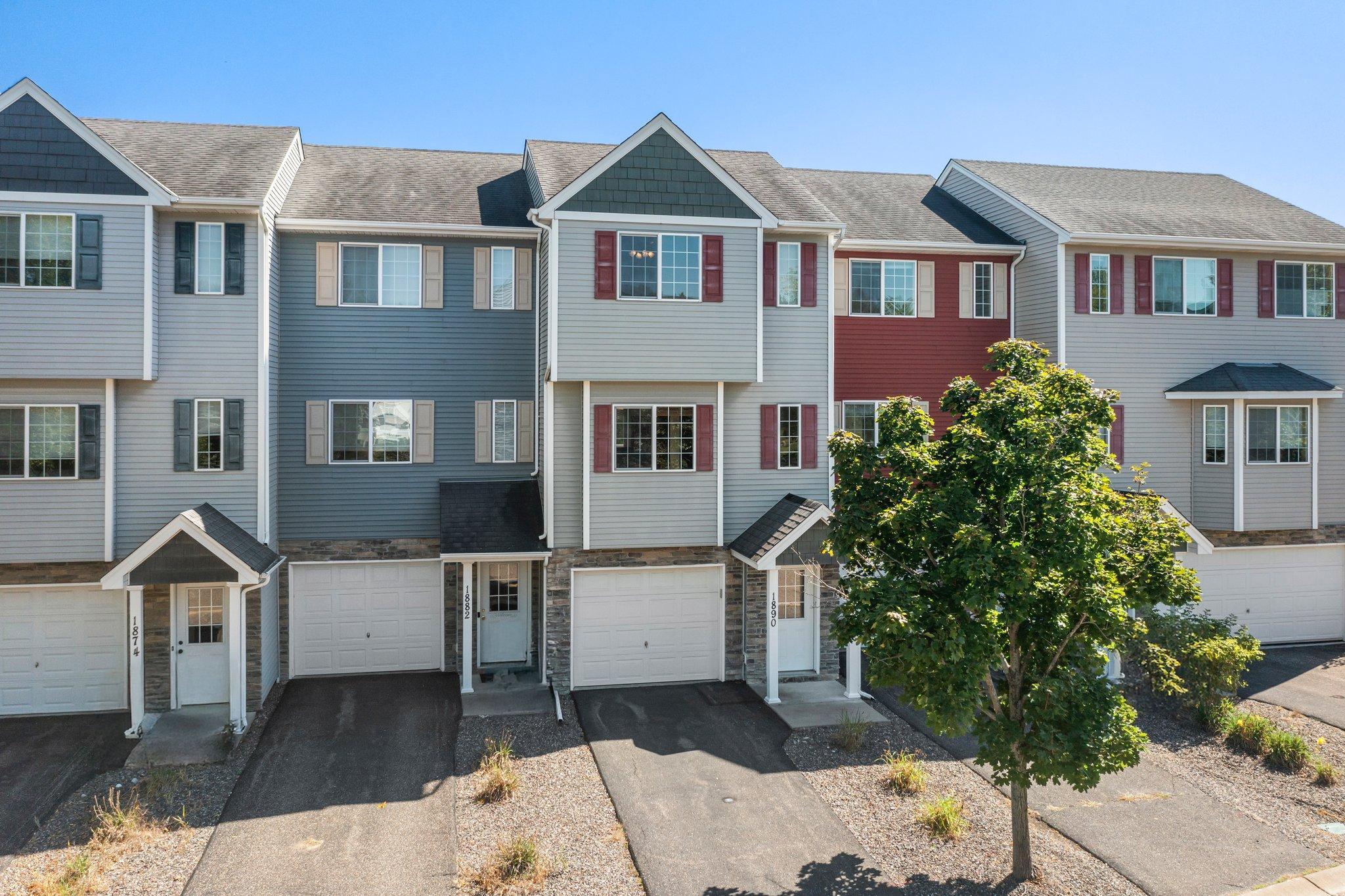 1890 Buchanan Street SE