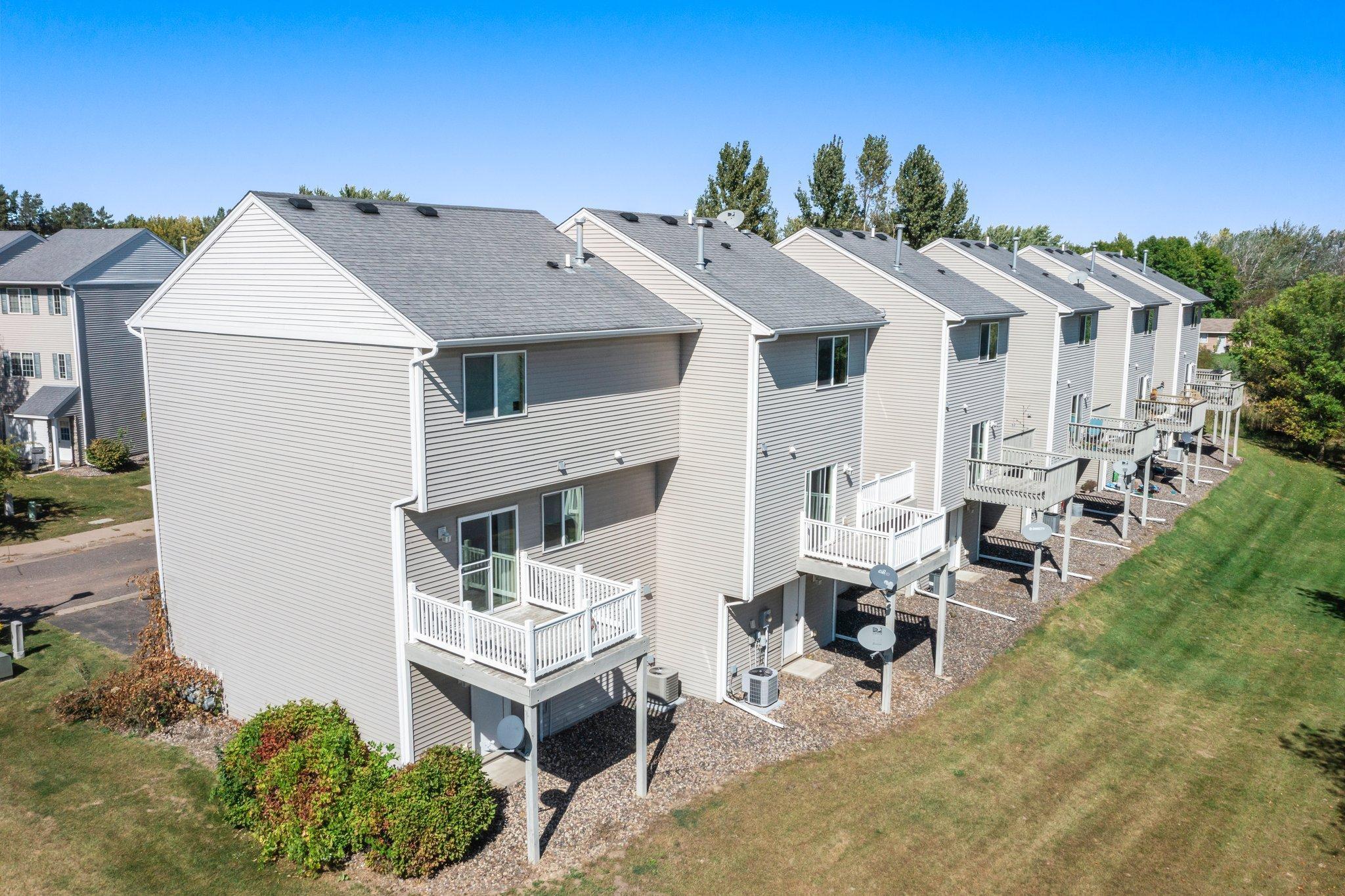 1890 Buchanan Street SE