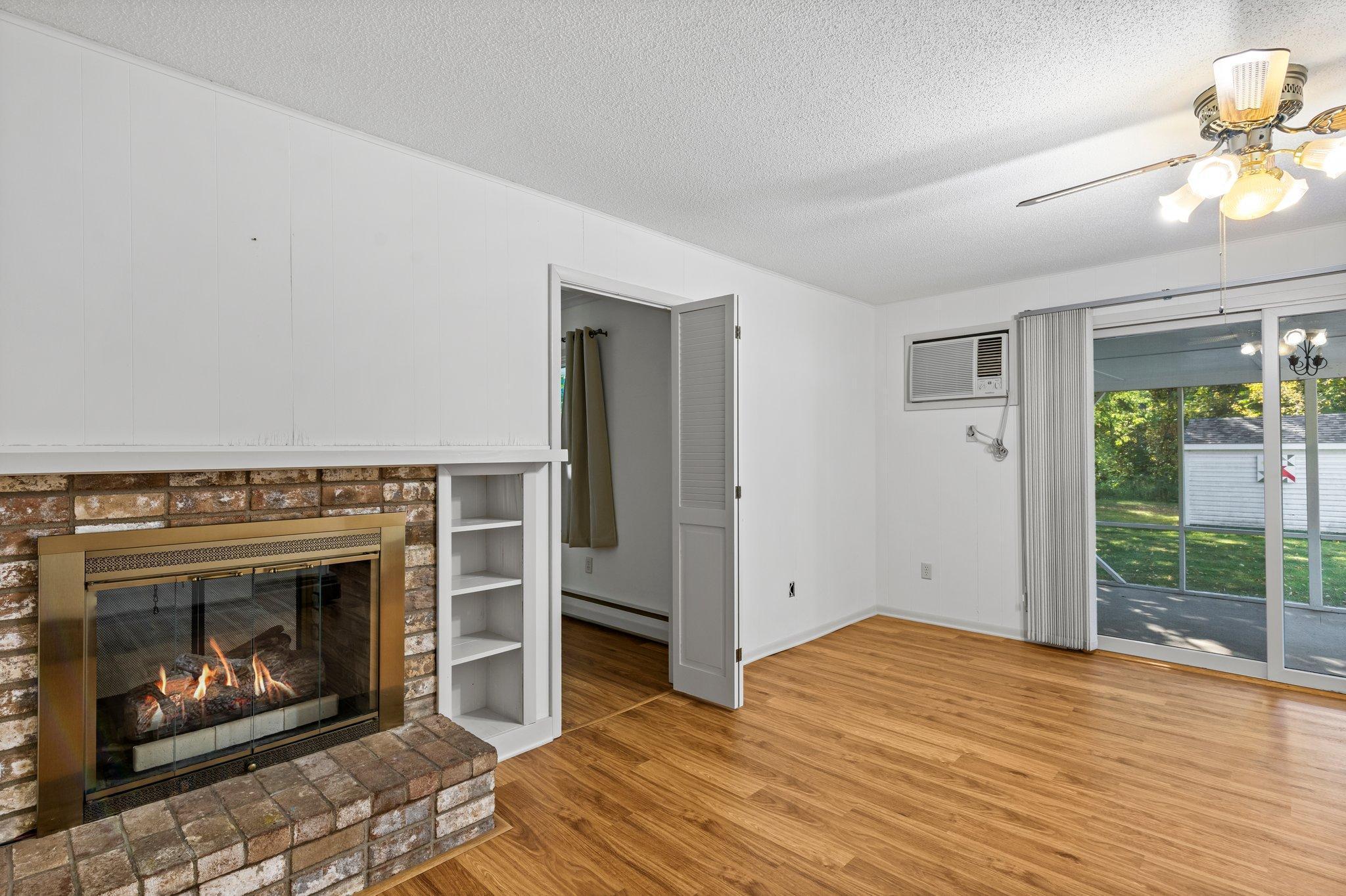 3652 413th Avenue NE