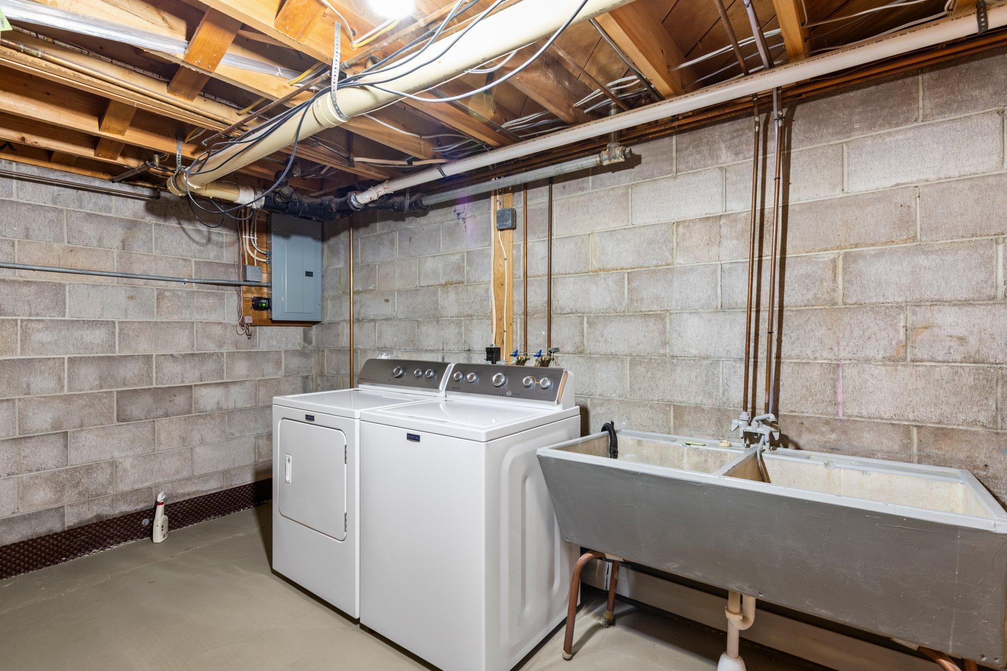 3652 413th Avenue NE