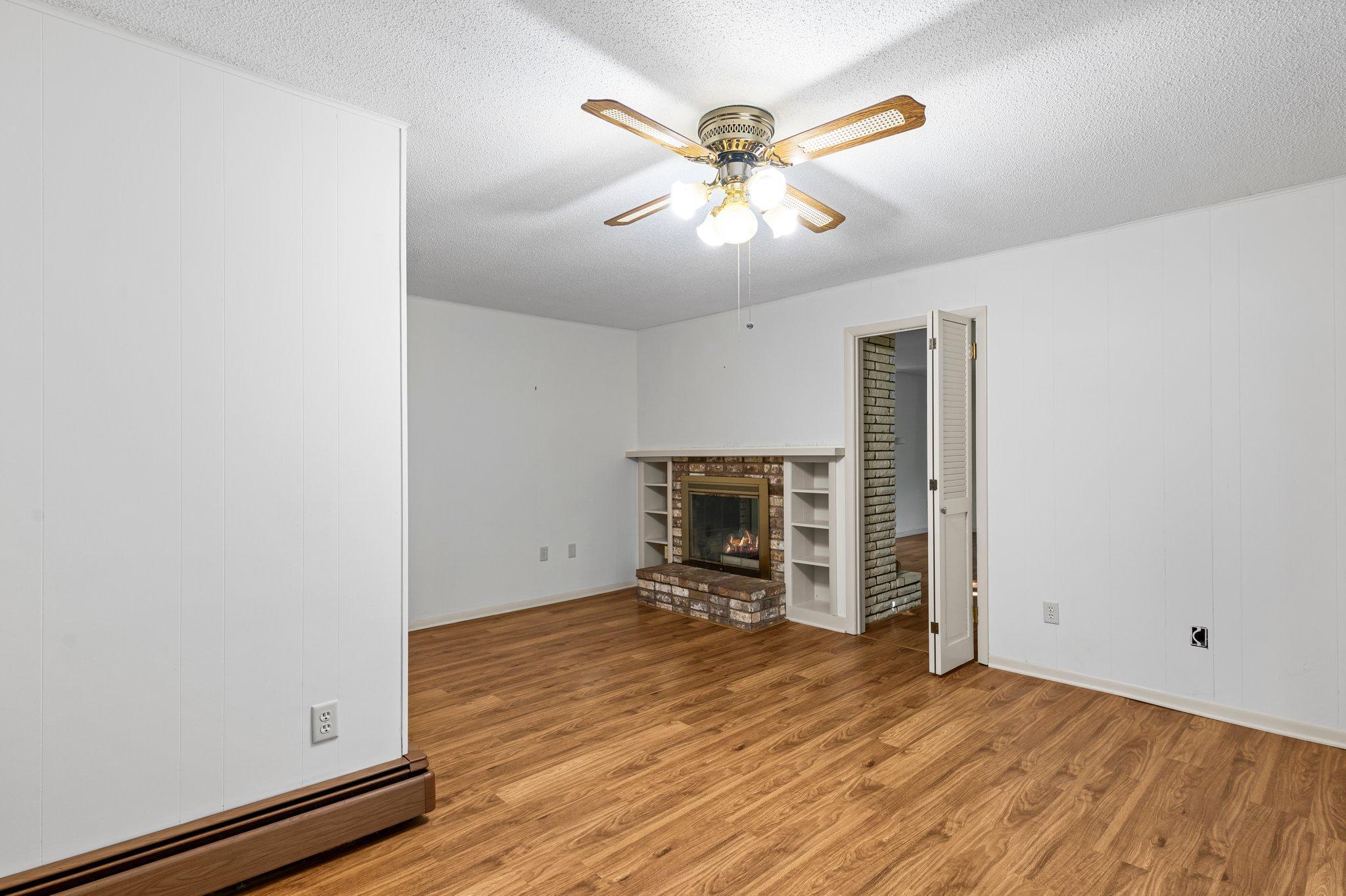 3652 413th Avenue NE