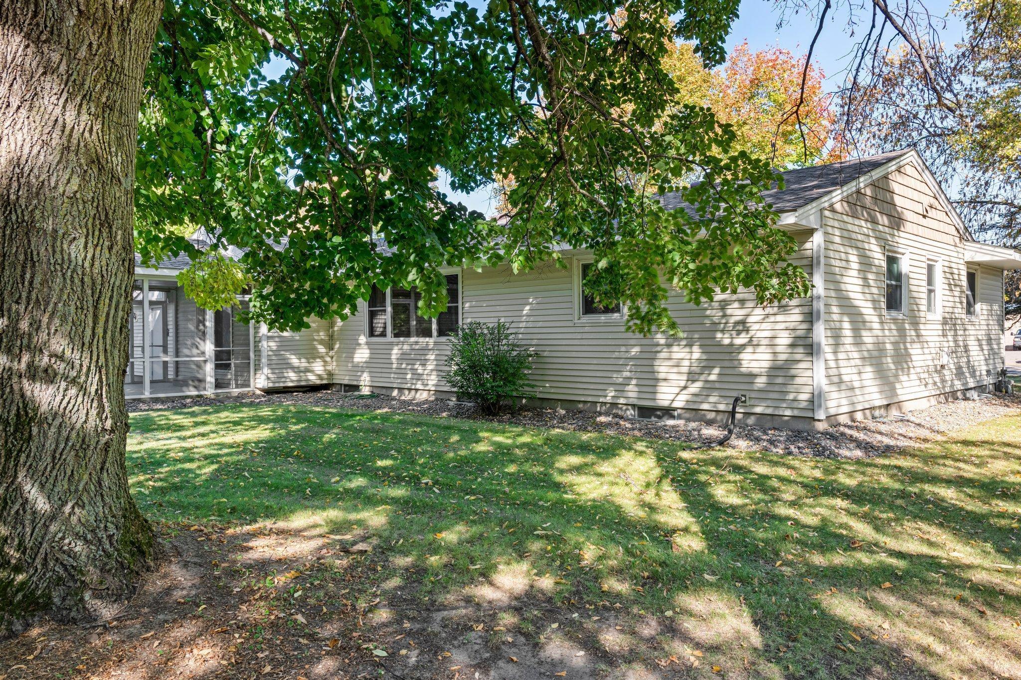 3652 413th Avenue NE