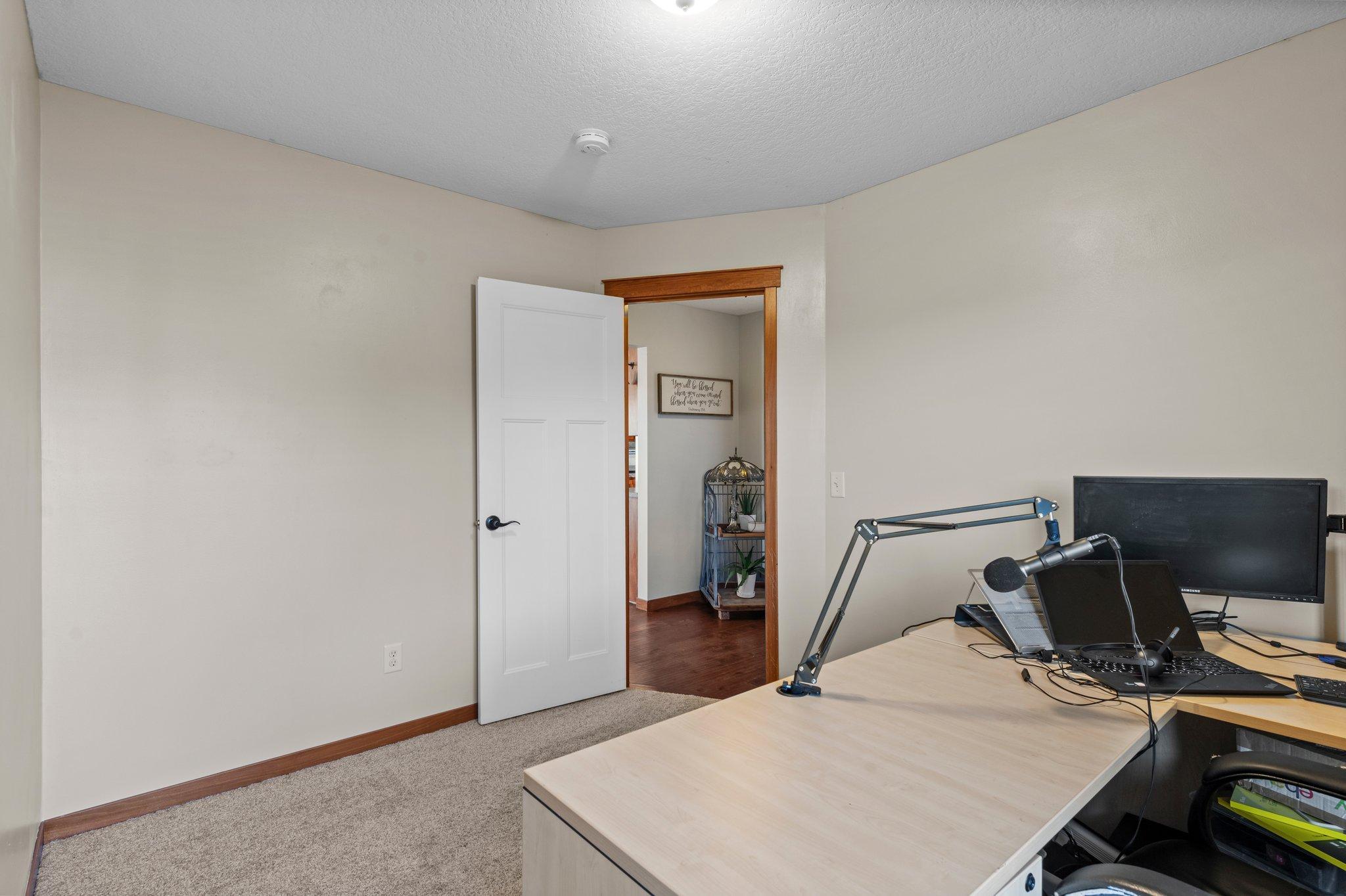 680 Elins Lake Road SE