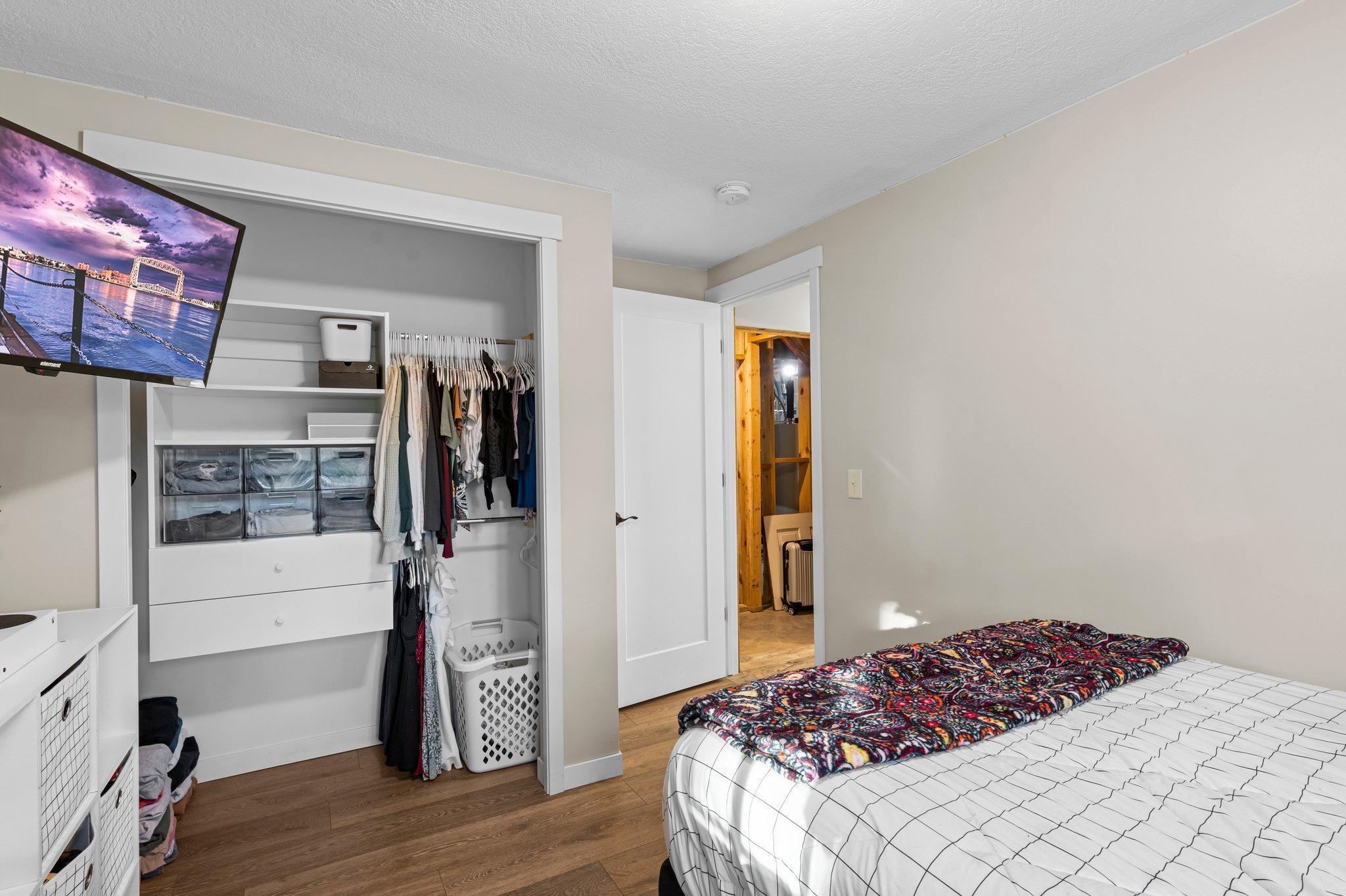 680 Elins Lake Road SE