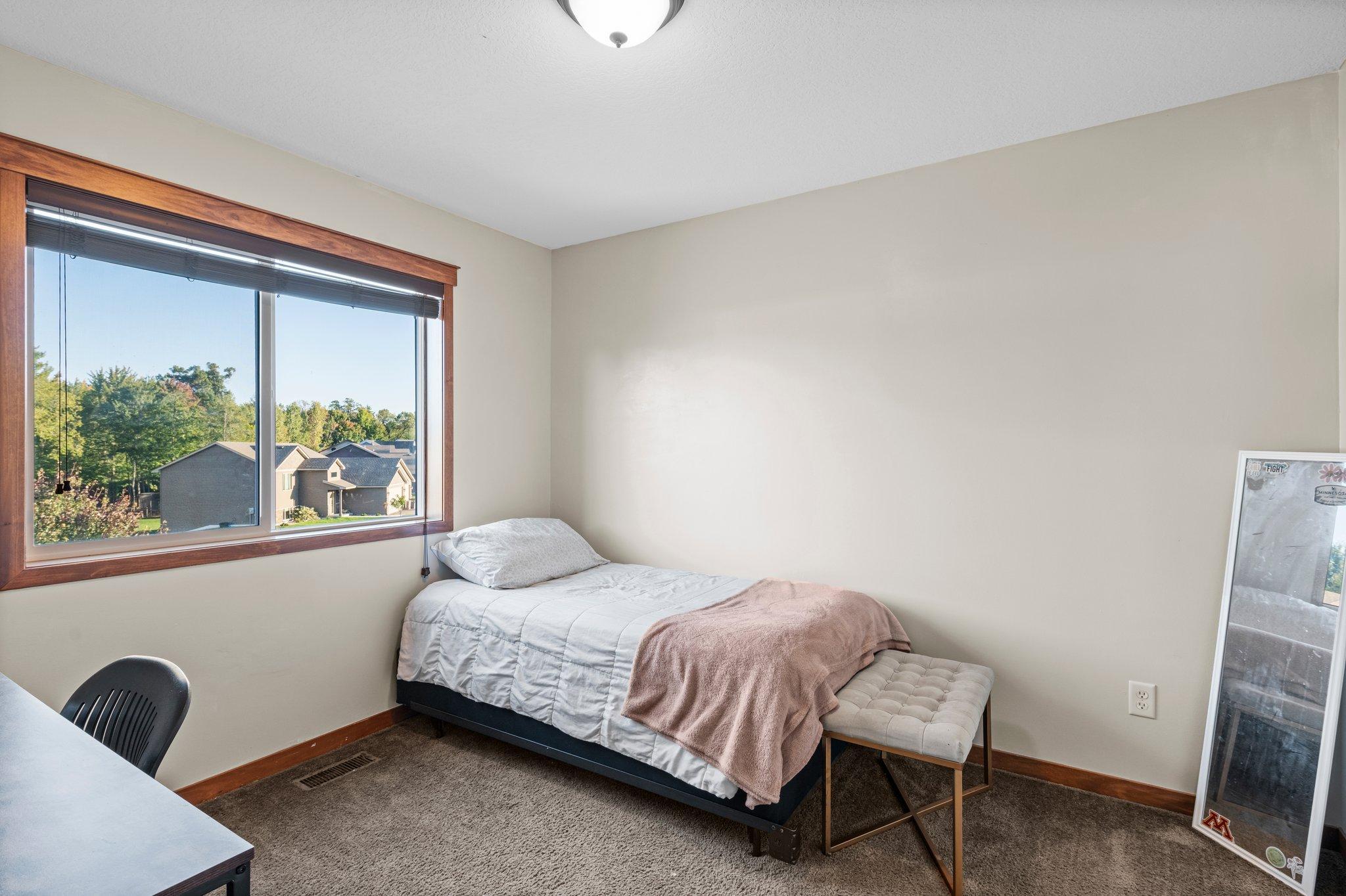 680 Elins Lake Road SE