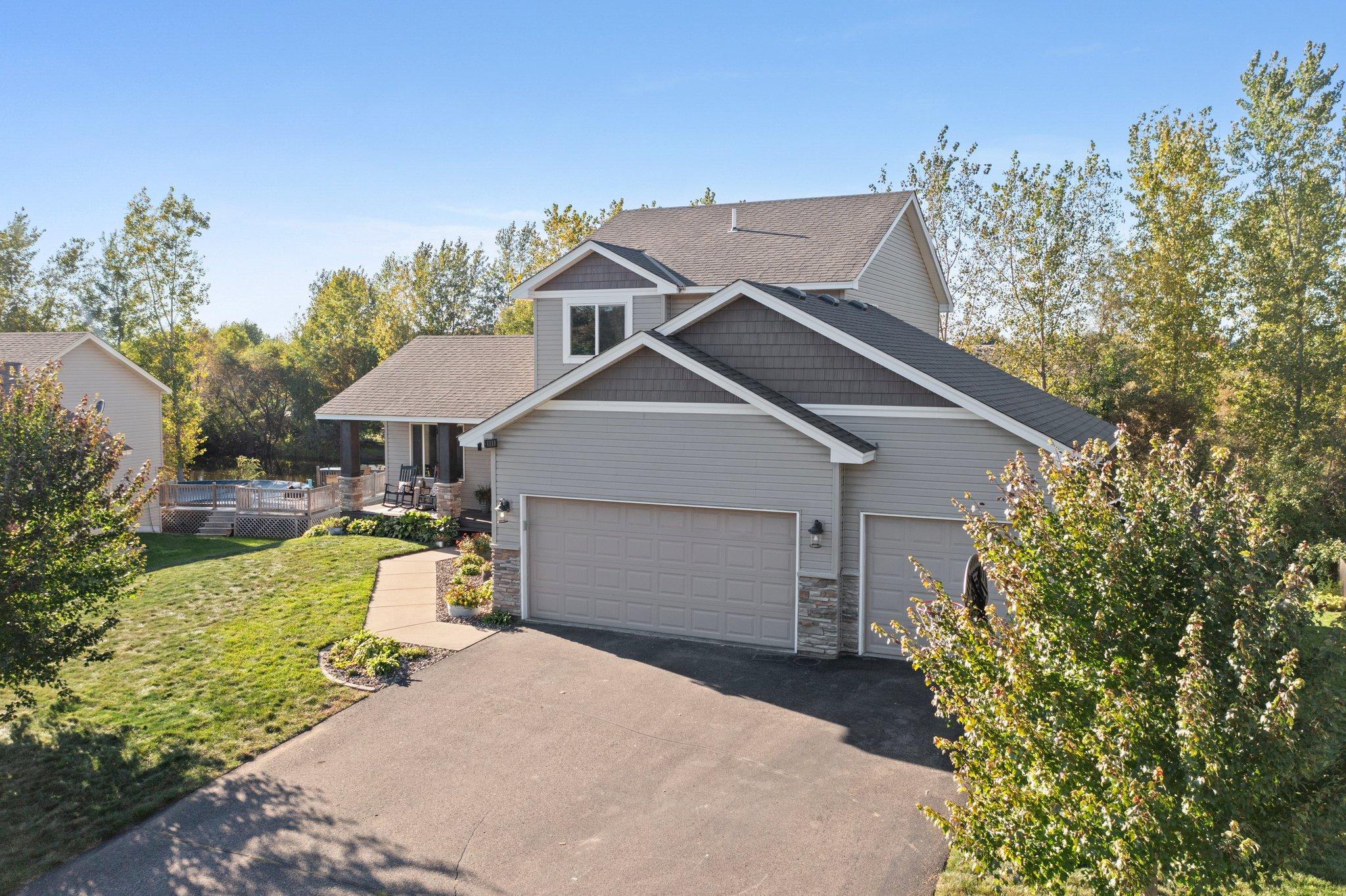 680 Elins Lake Road SE