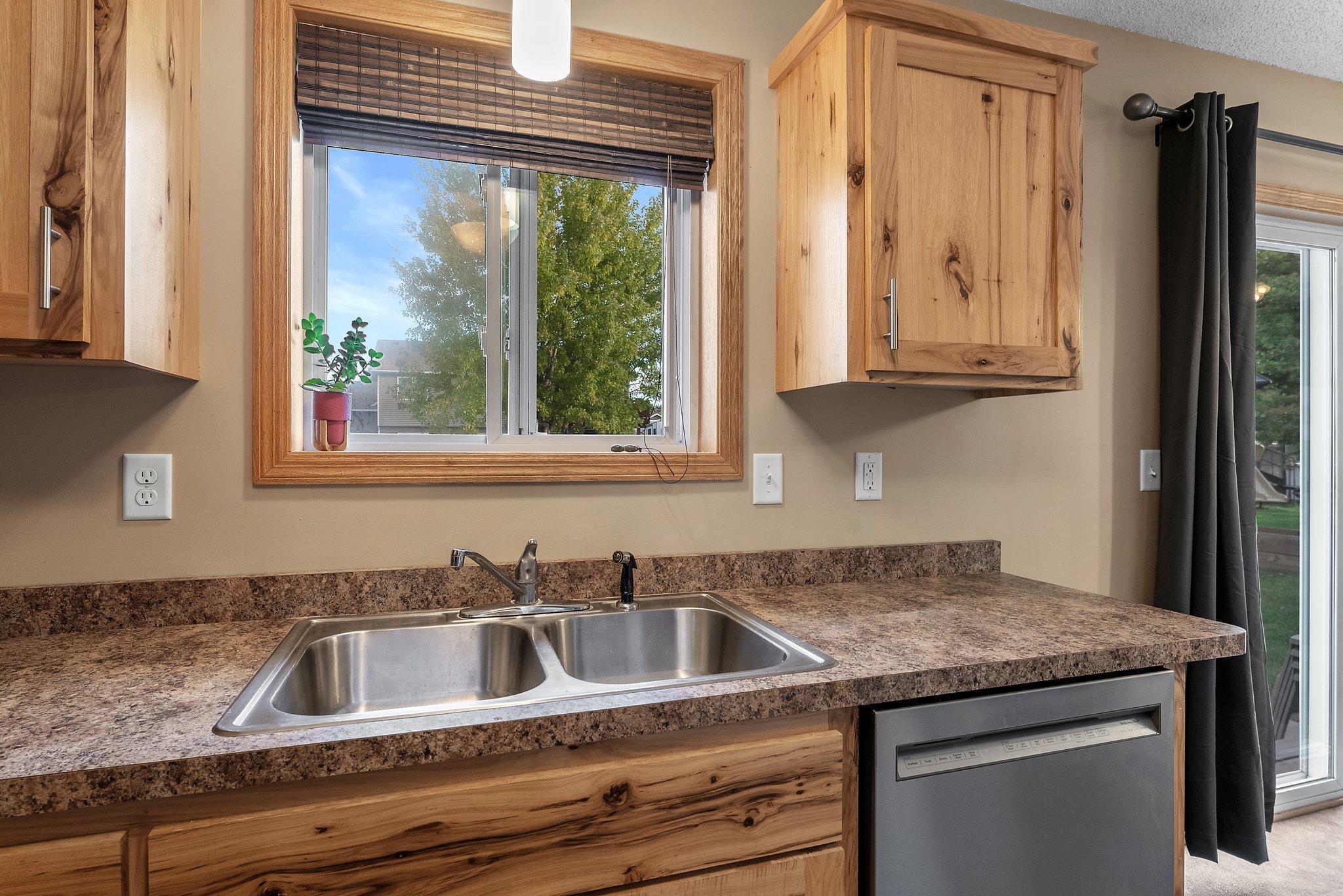 706 Greenwood Street SW