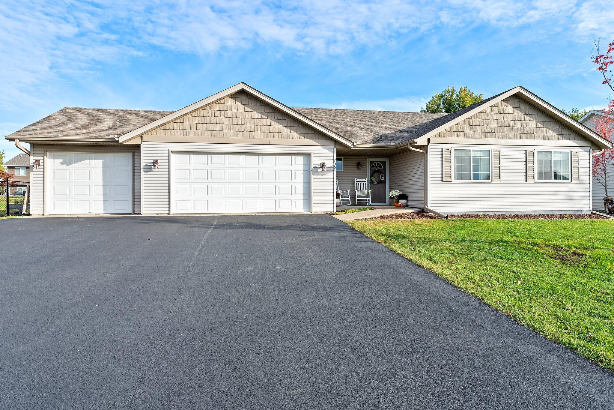 706 Greenwood Street SW