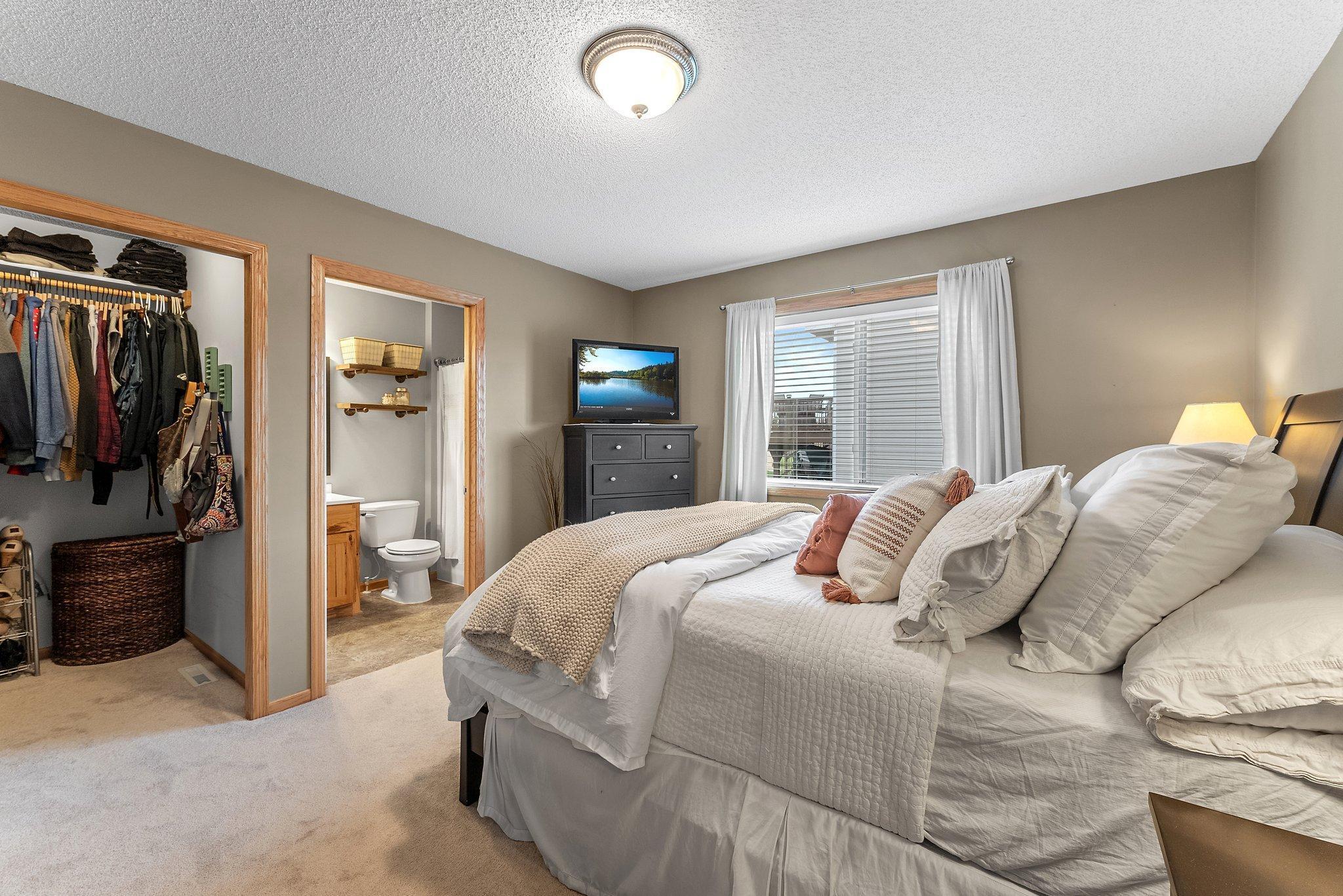 706 Greenwood Street SW