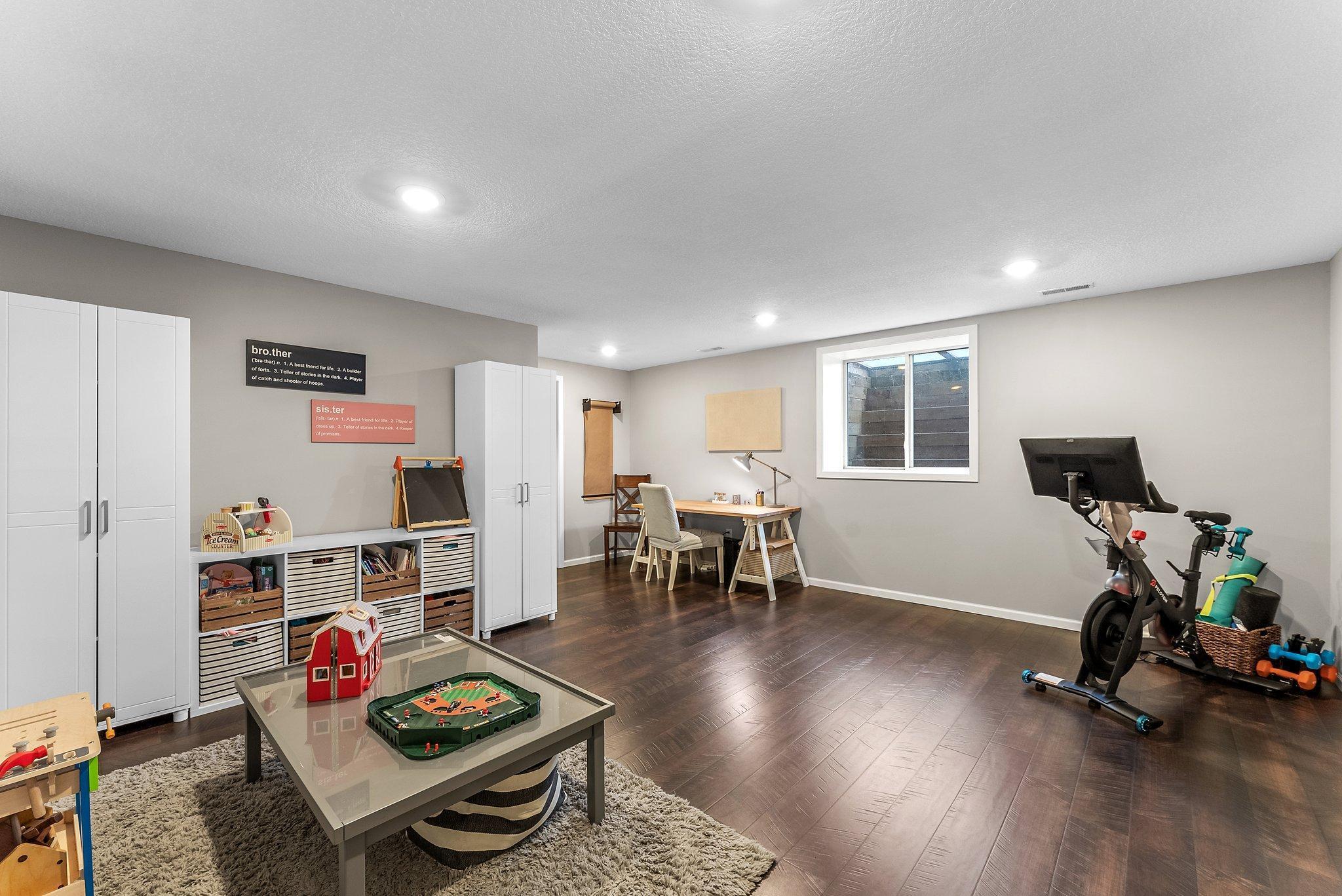 706 Greenwood Street SW