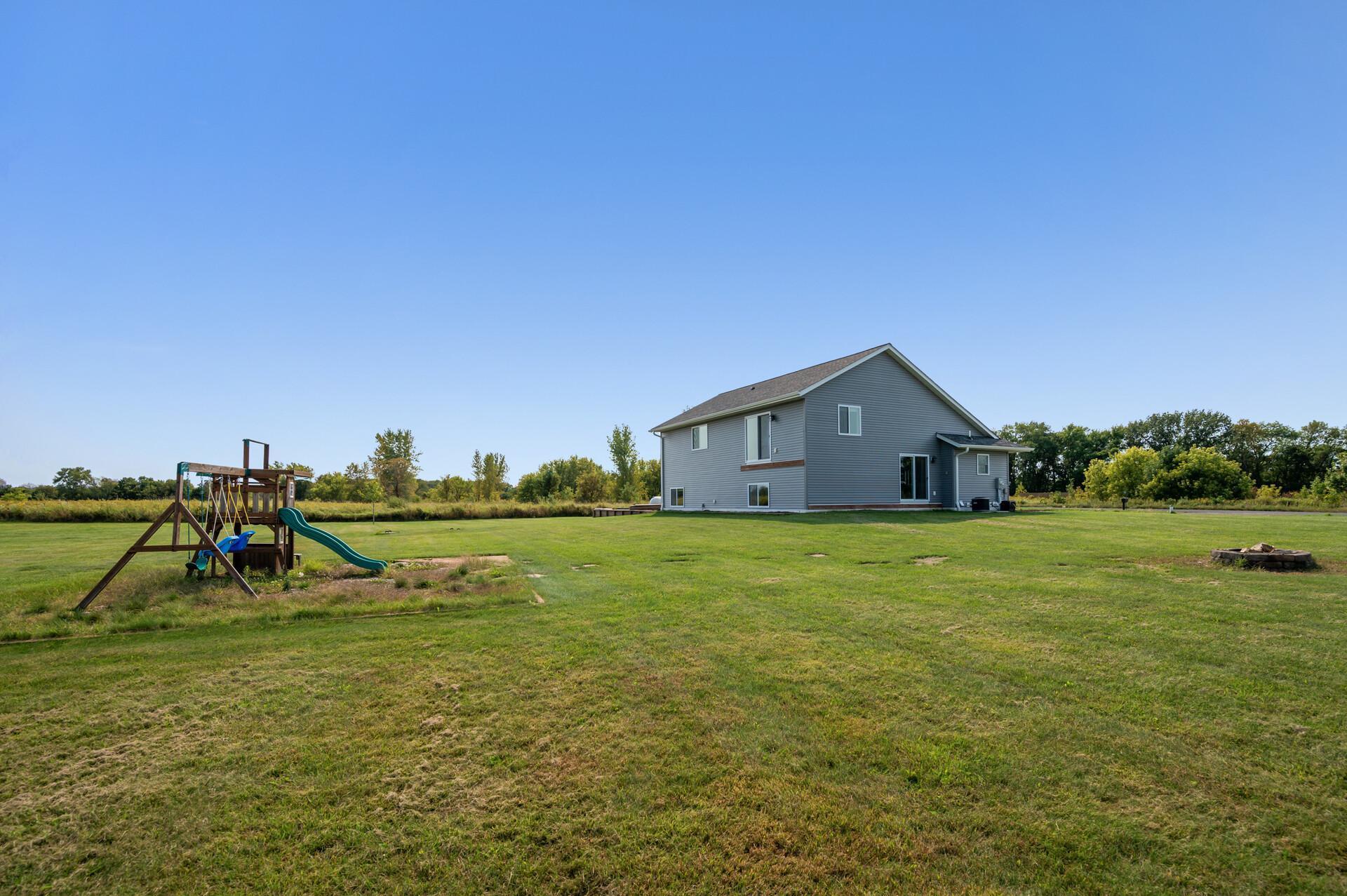 35025 Monarch Avenue