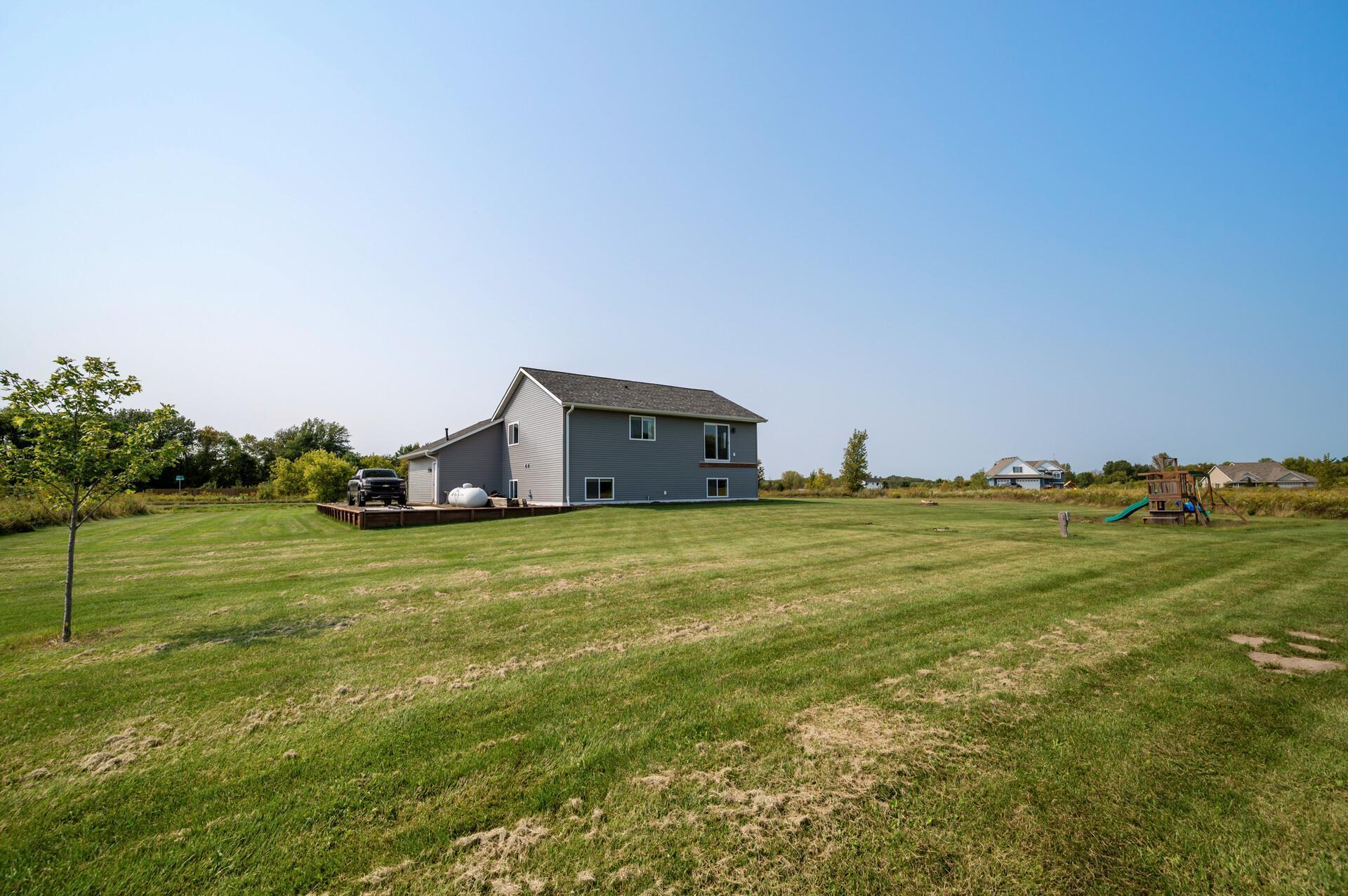 35025 Monarch Avenue