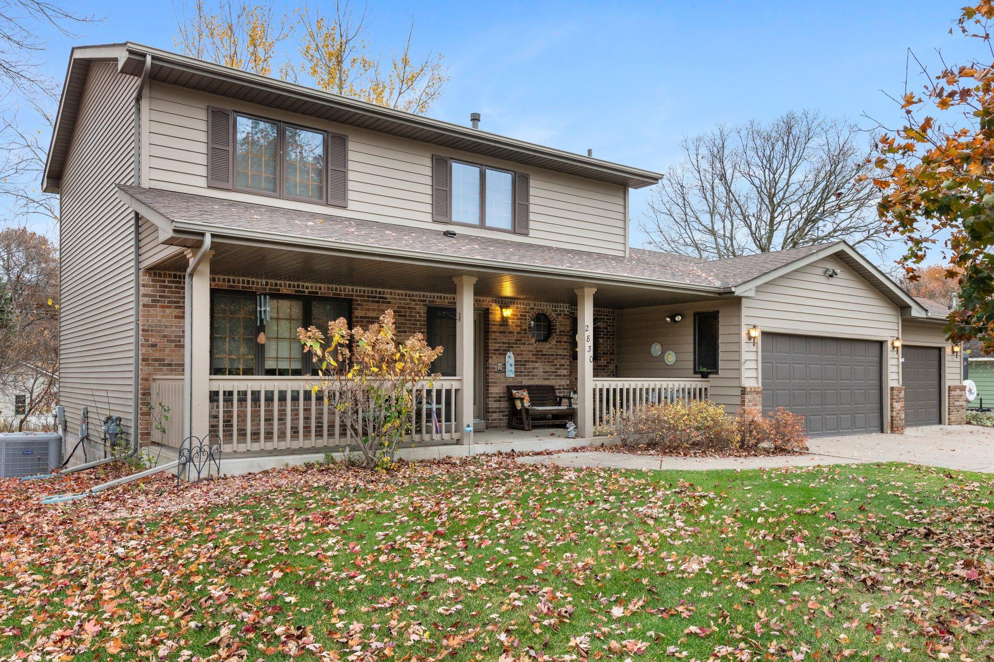 2830 Laurel Street S