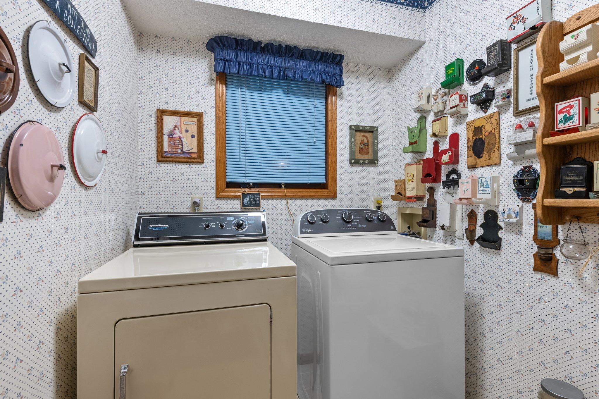 2830 Laurel Street S