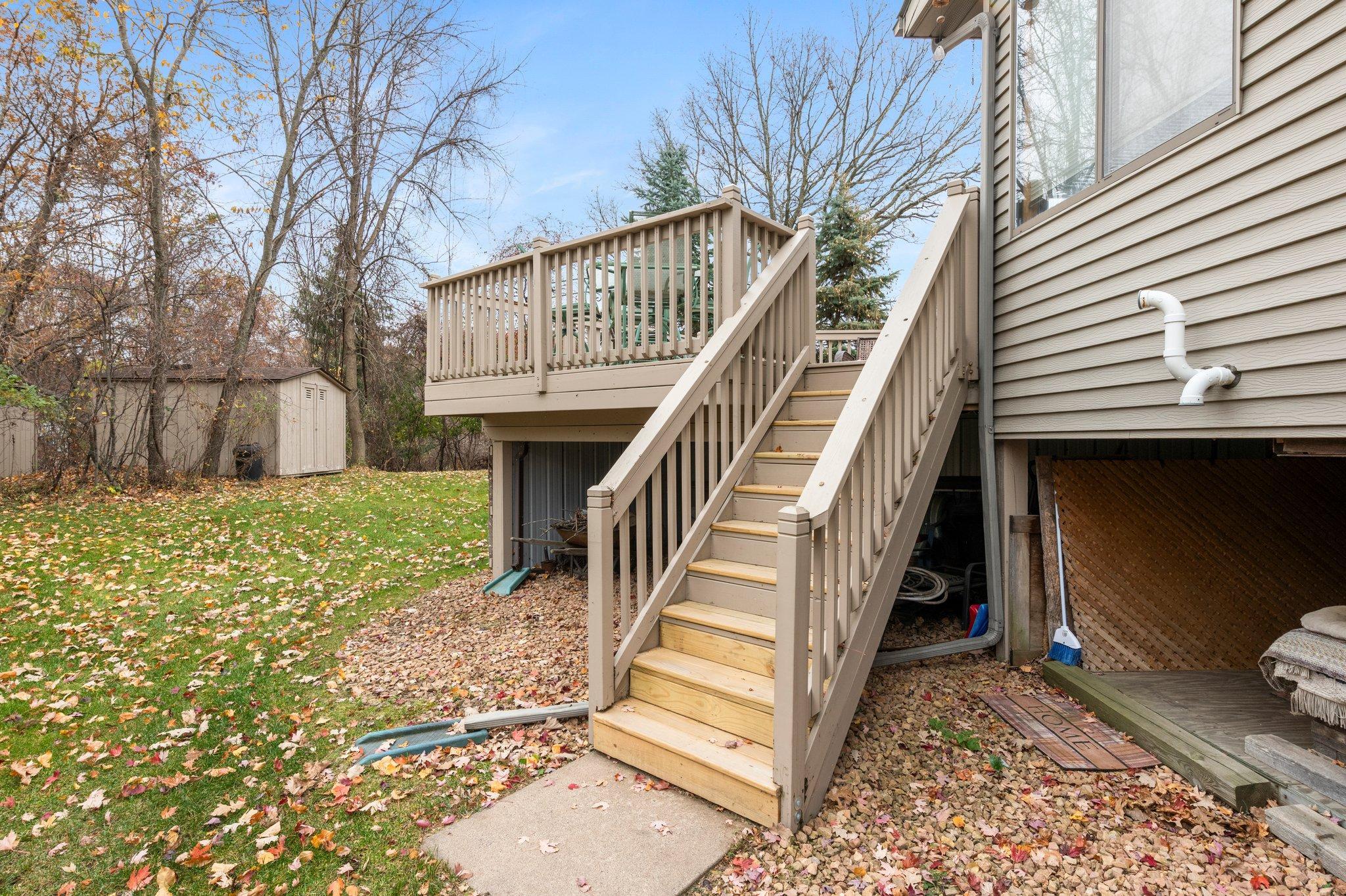 2830 Laurel Street S