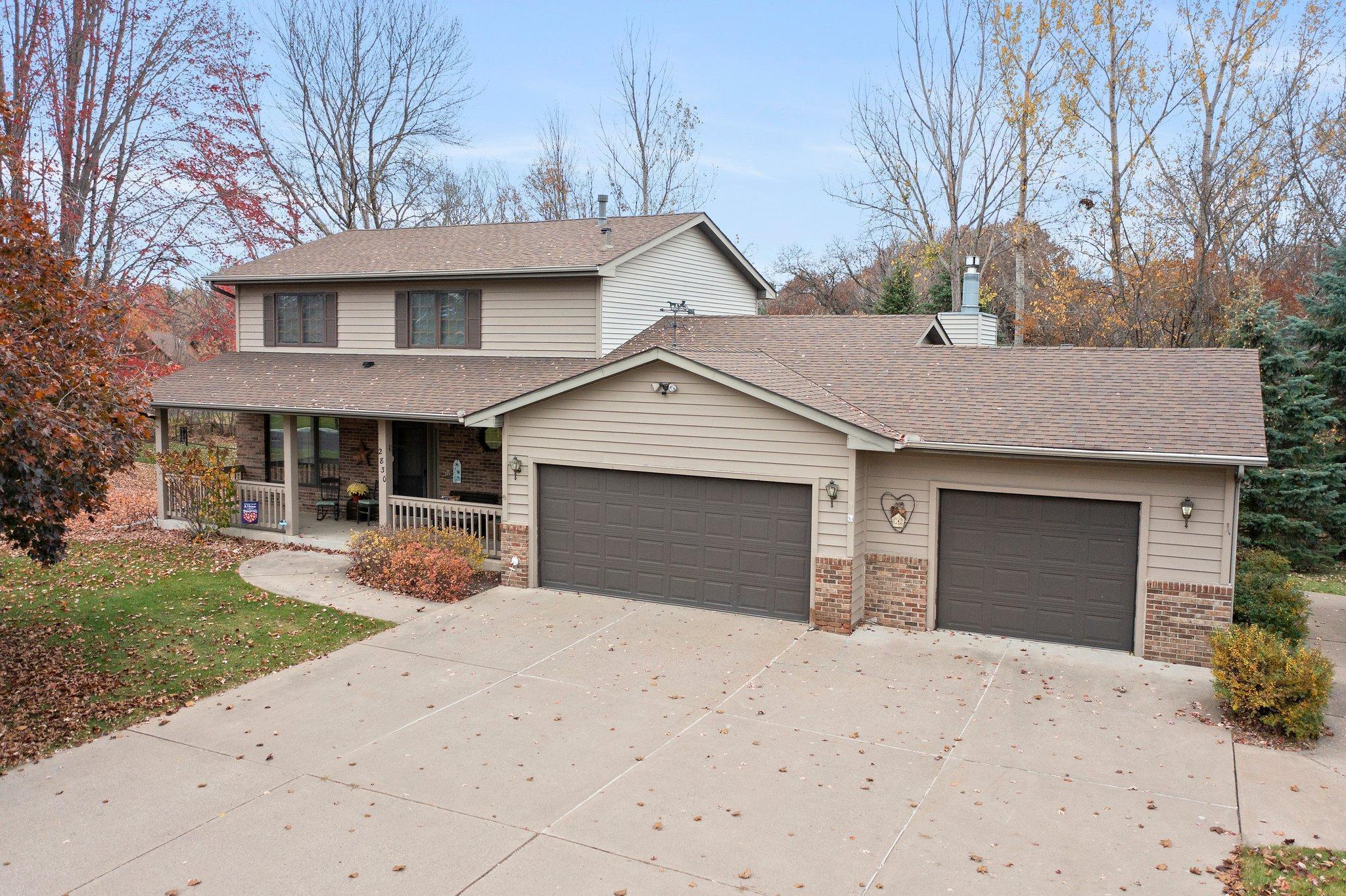 2830 Laurel Street S