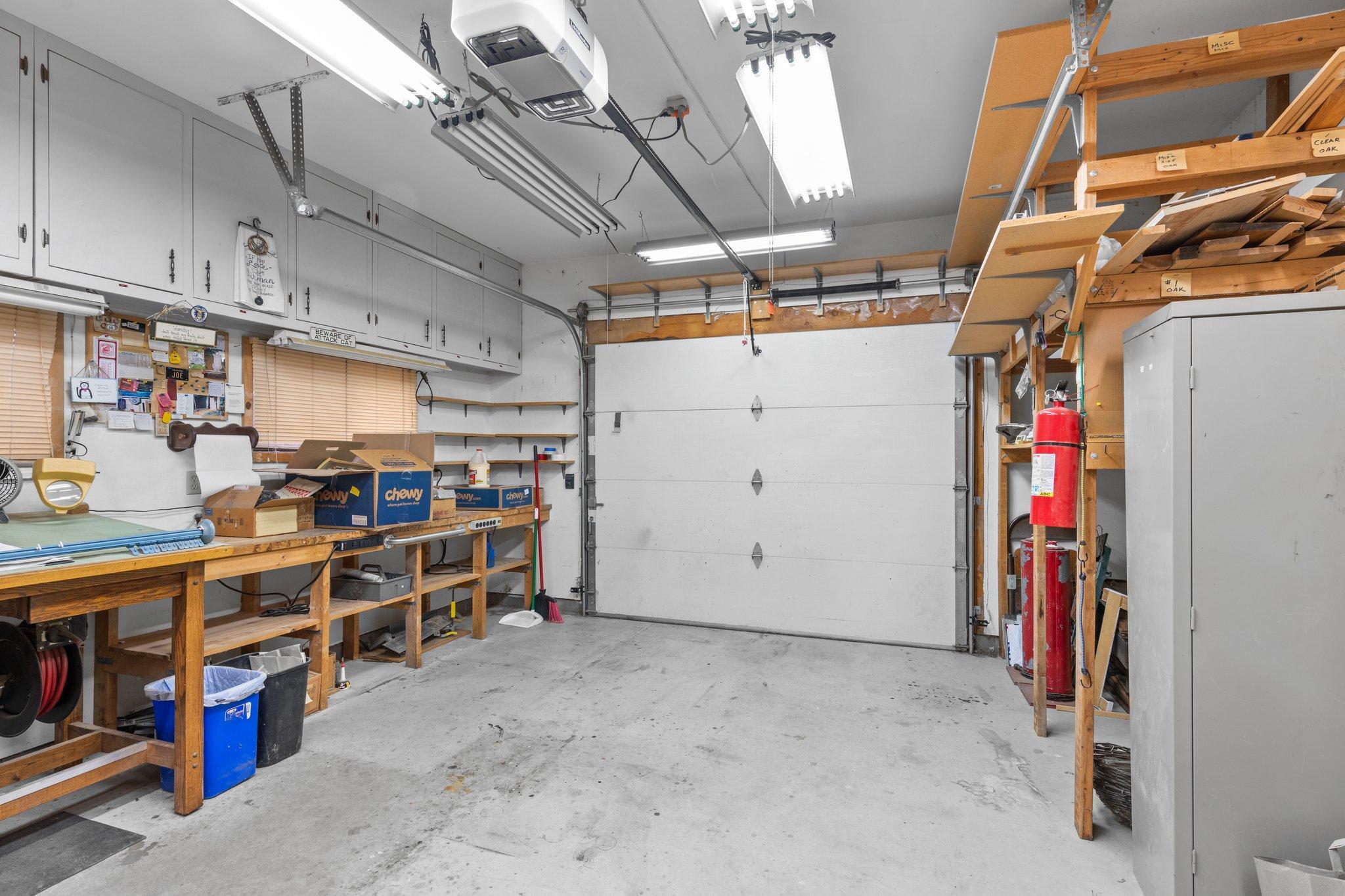 2830 Laurel Street S