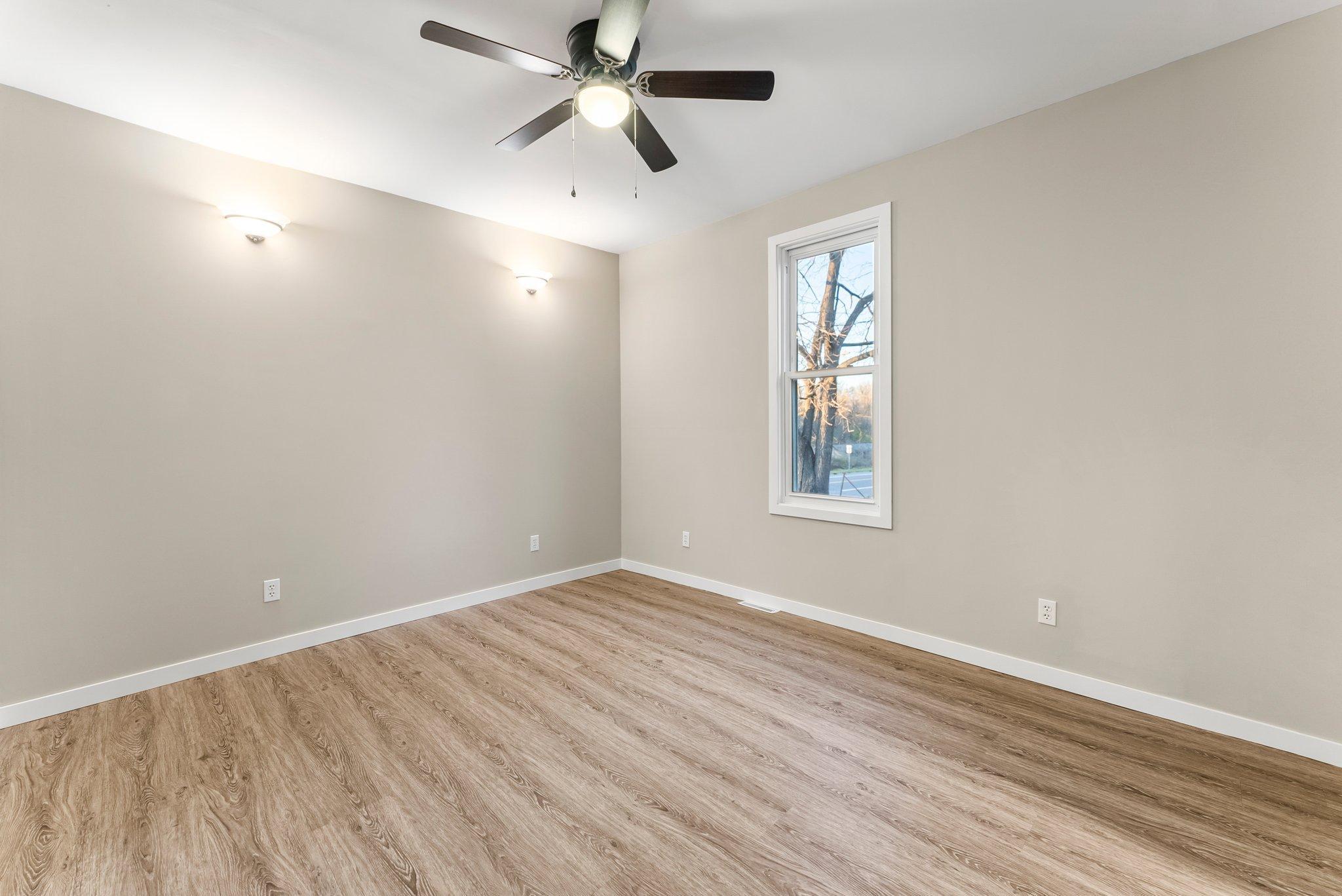 44040 Gladstone Avenue