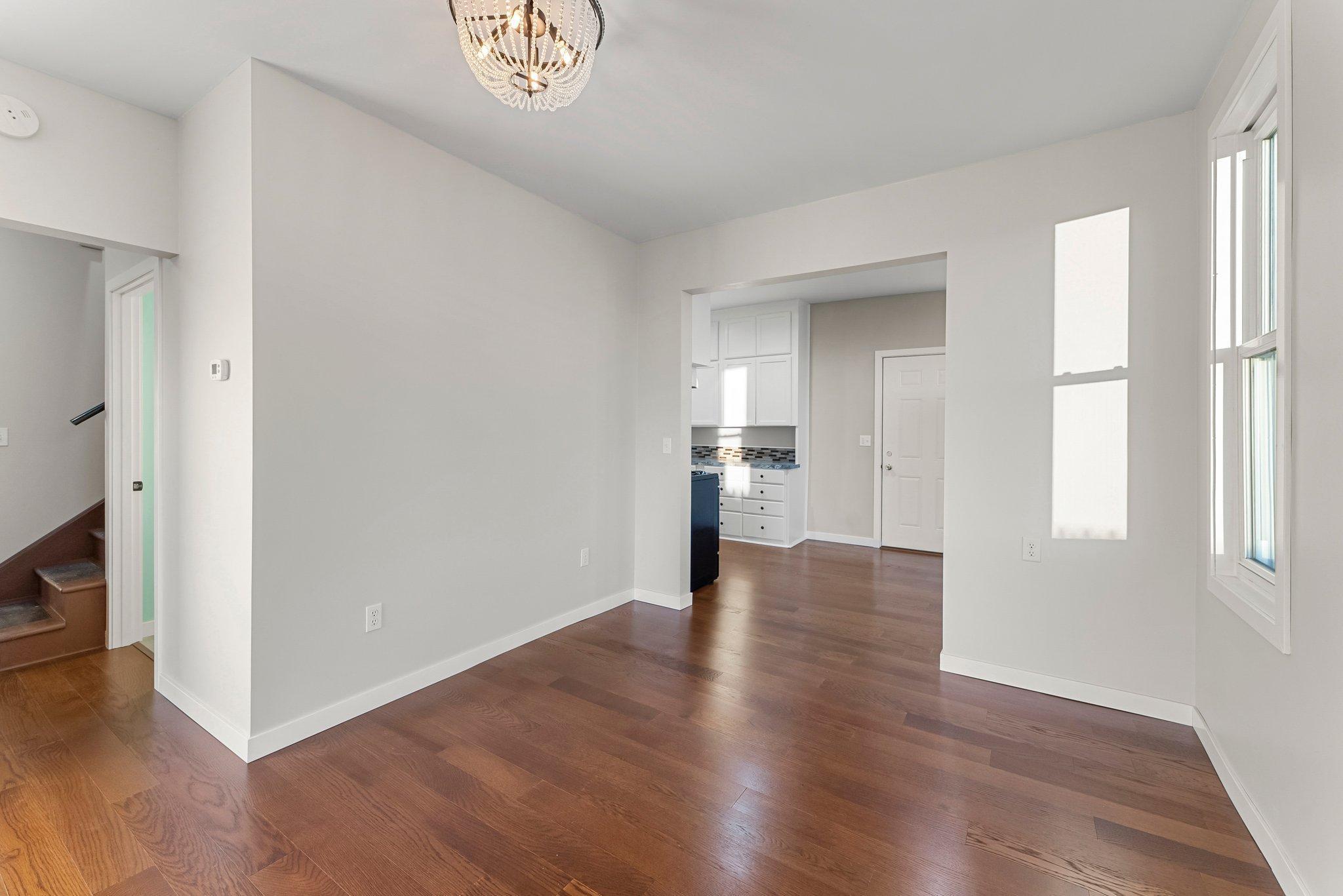 44040 Gladstone Avenue