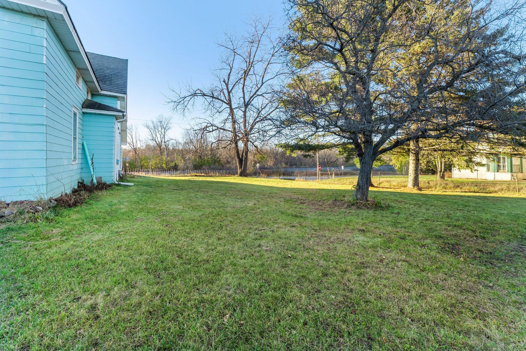 44040 Gladstone Avenue