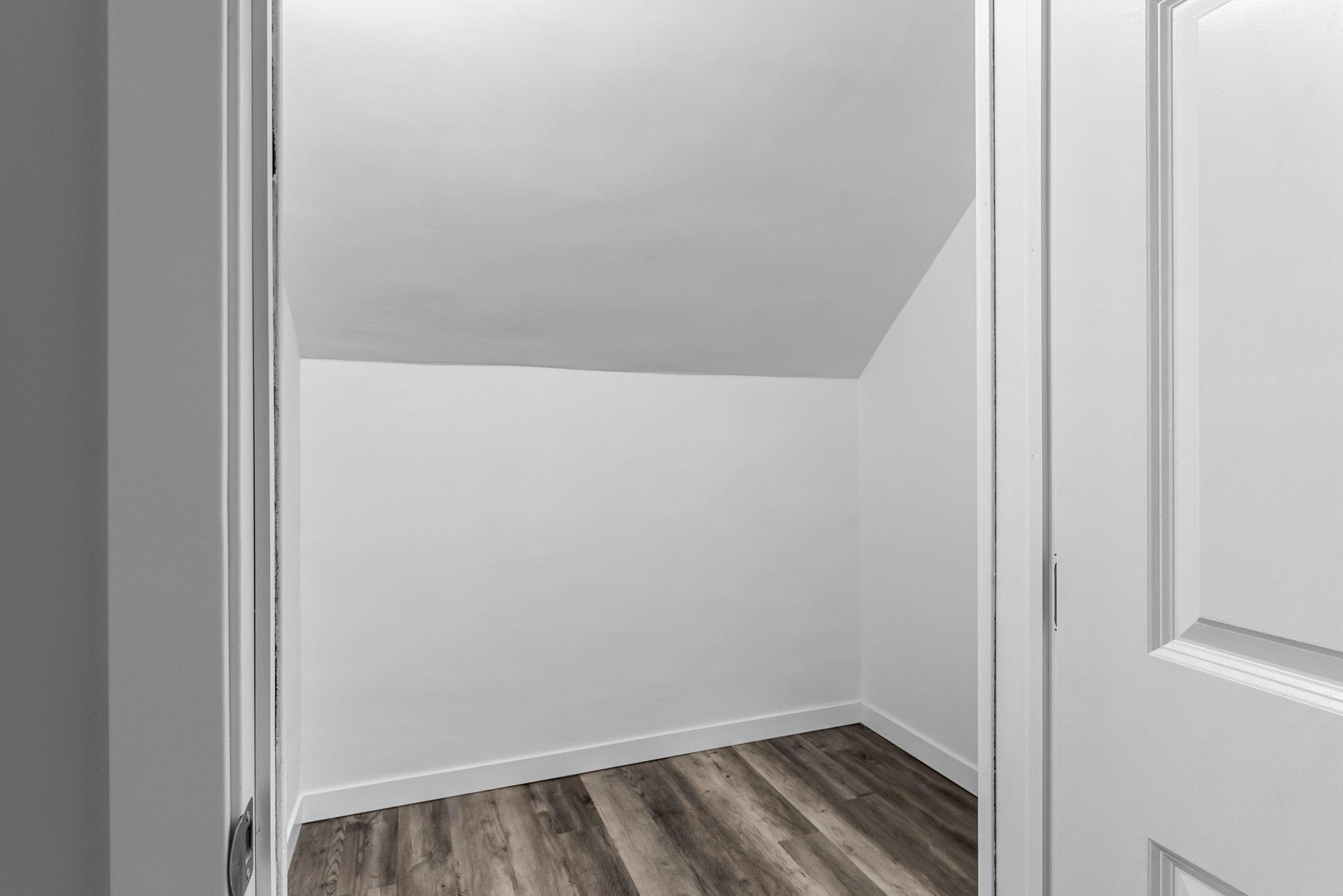 44040 Gladstone Avenue